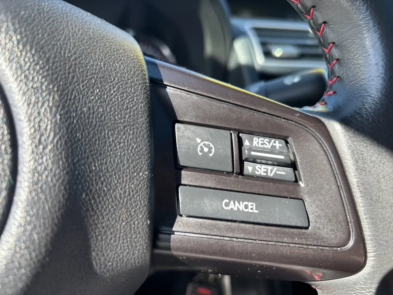 Subaru WRX снимка Subaru WRX