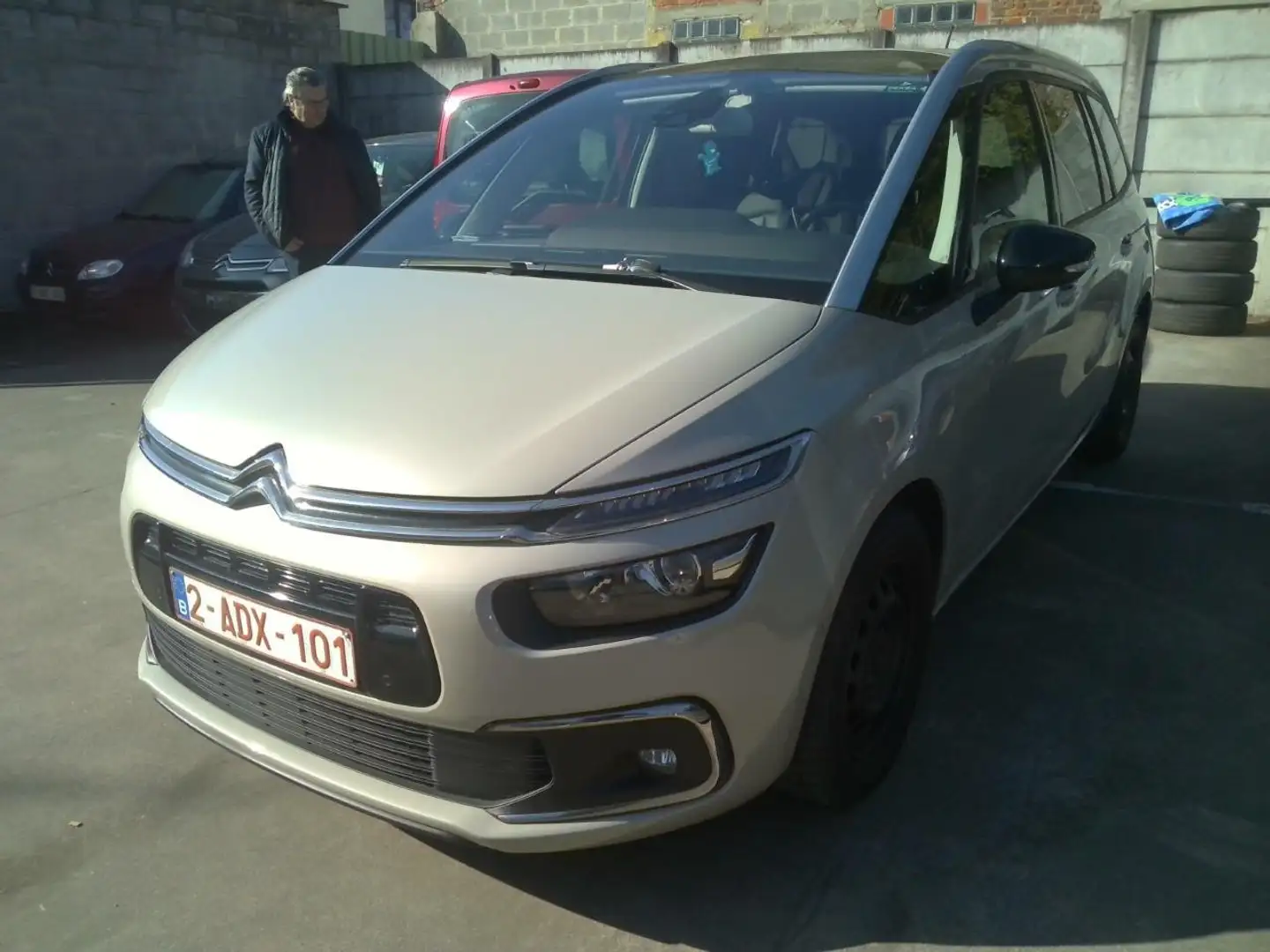 Citroen Grand C4 SpaceTourer 1.5 BlueHDi Business Lounge (EU6.3) Beige - 1