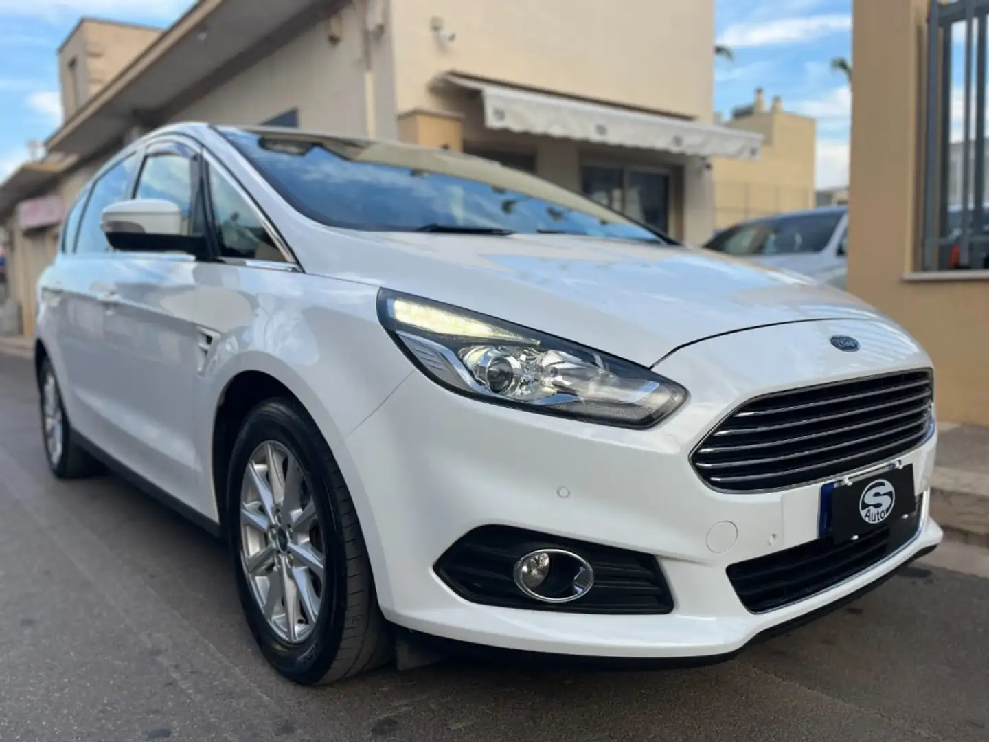 Ford S-Max 2.0TDCi AUT. 7Posti Titanium Blanc - 2