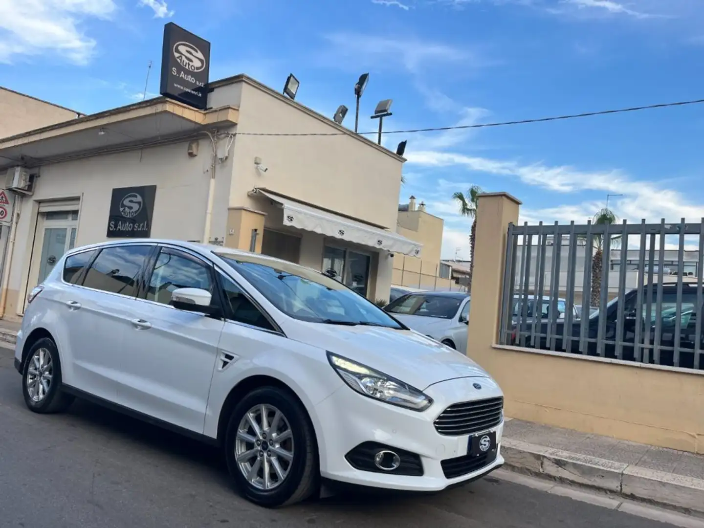 Ford S-Max 2.0TDCi AUT. 7Posti Titanium Blanc - 1