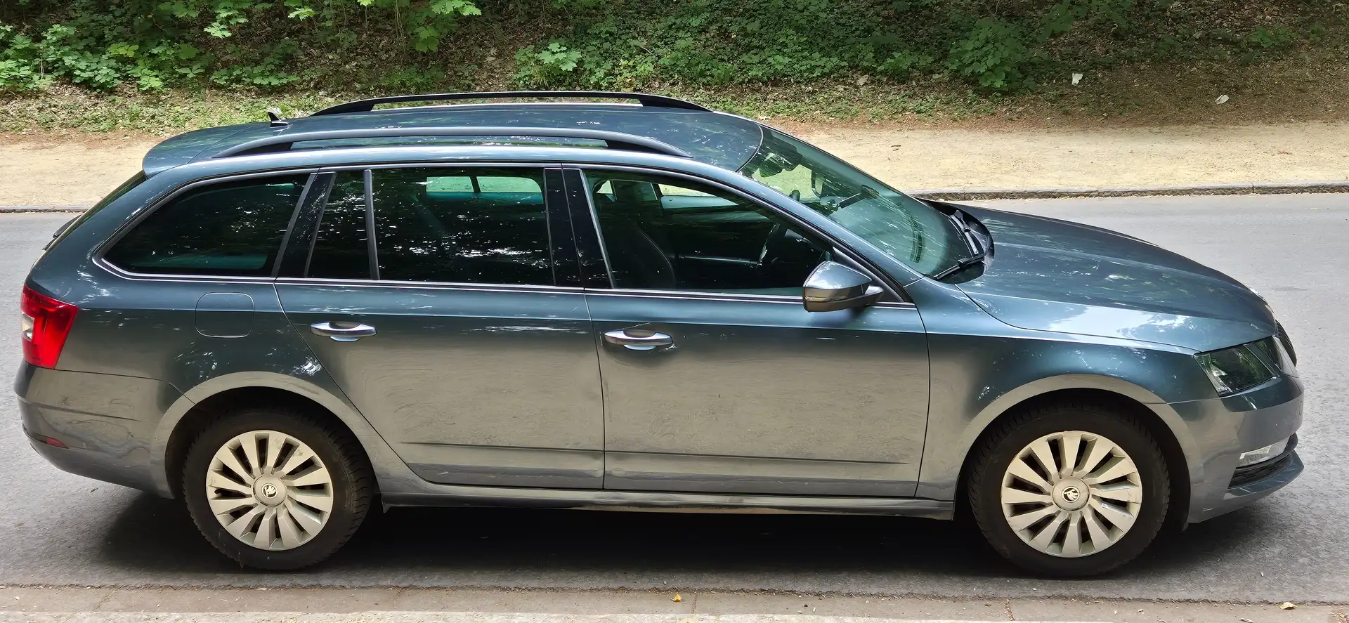 Skoda Octavia SW 1.0 ESSENCE. 128000 KM. GARANTIE 12 MOIS Grijs - 2