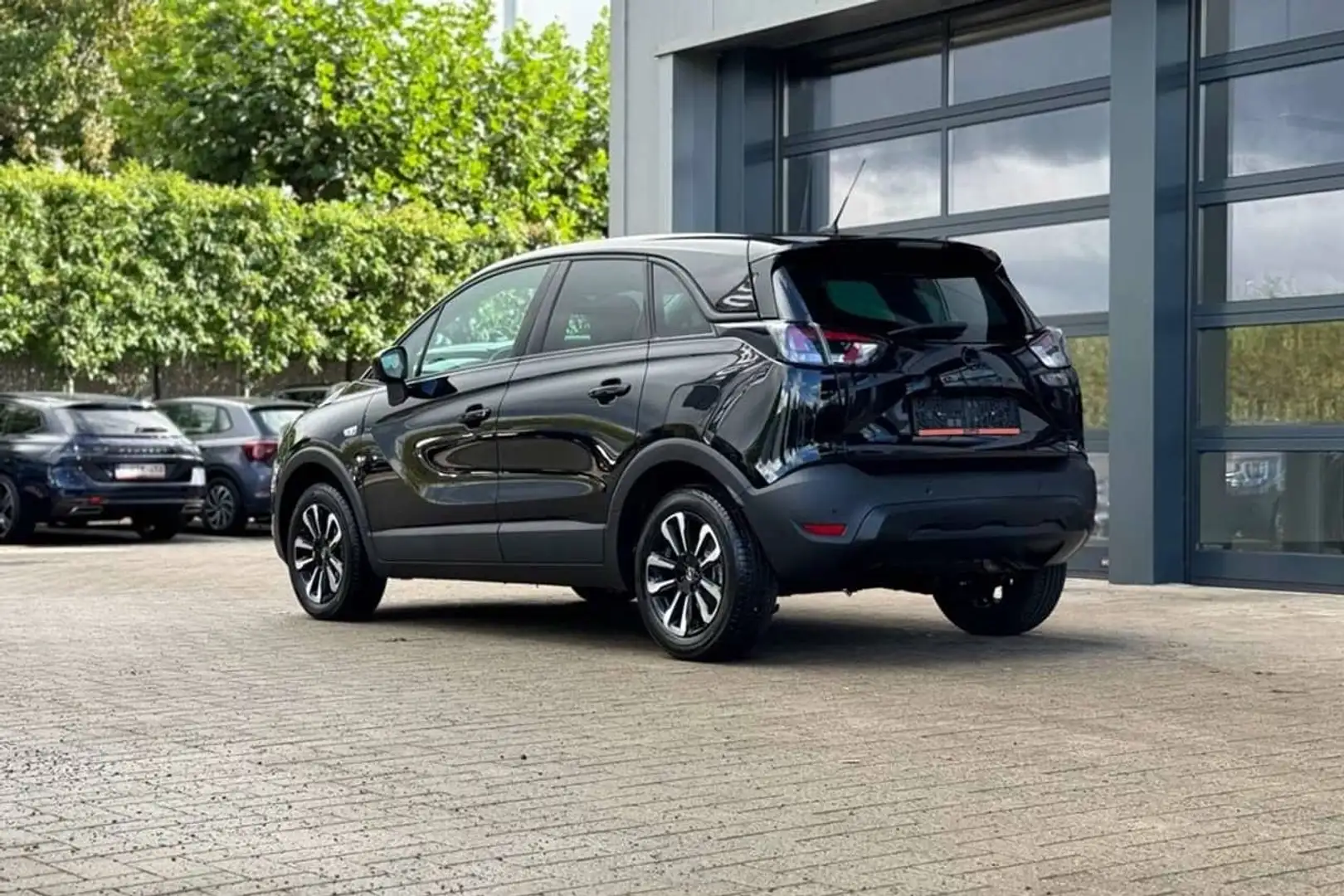 Opel Crossland NIeuw! - Automaat - Navi - Camera Black - 2