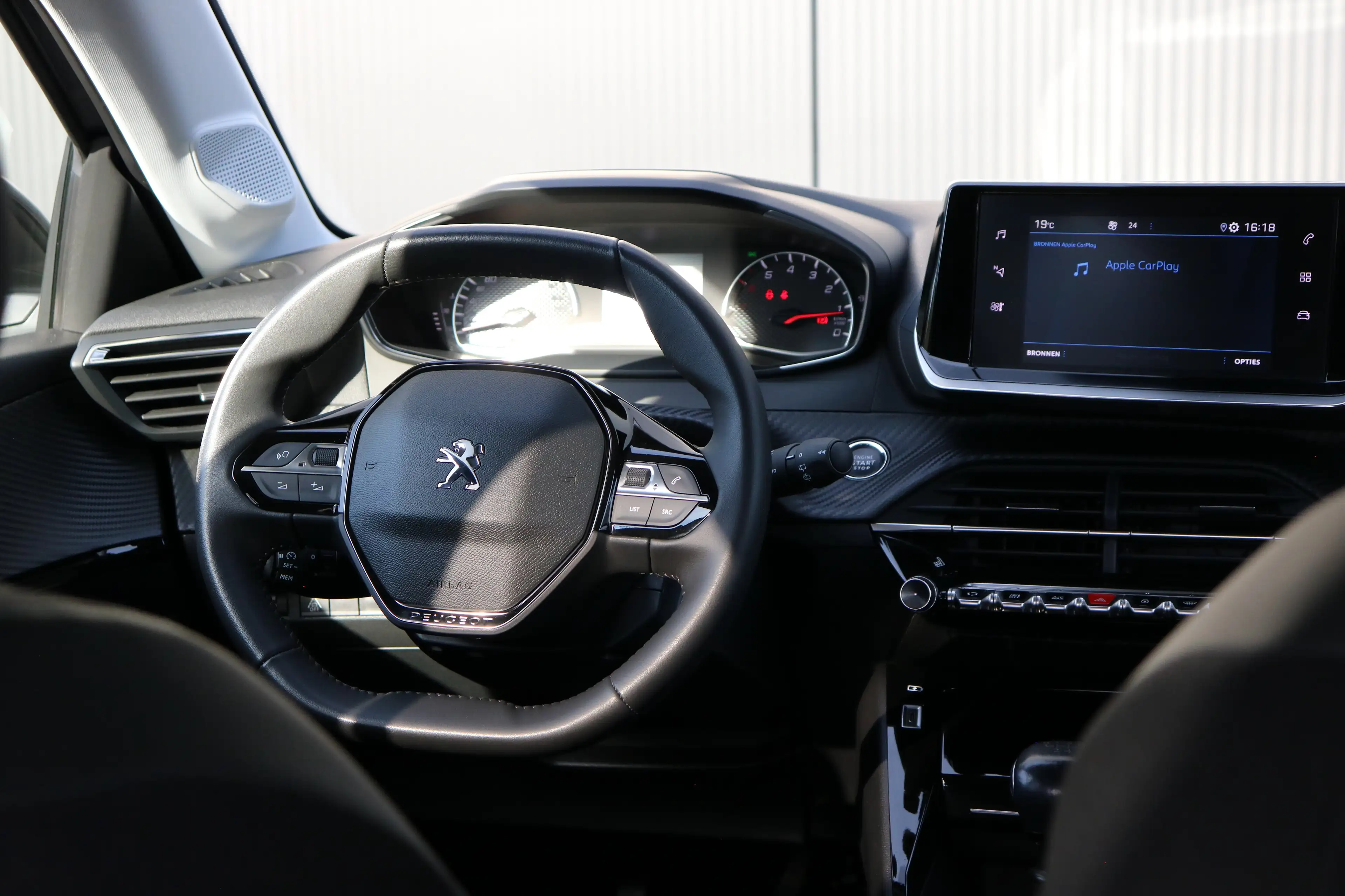 Peugeot 208 1.2 PureTech Allure Pack | Achteruitrijcamera | DA — photo 20
