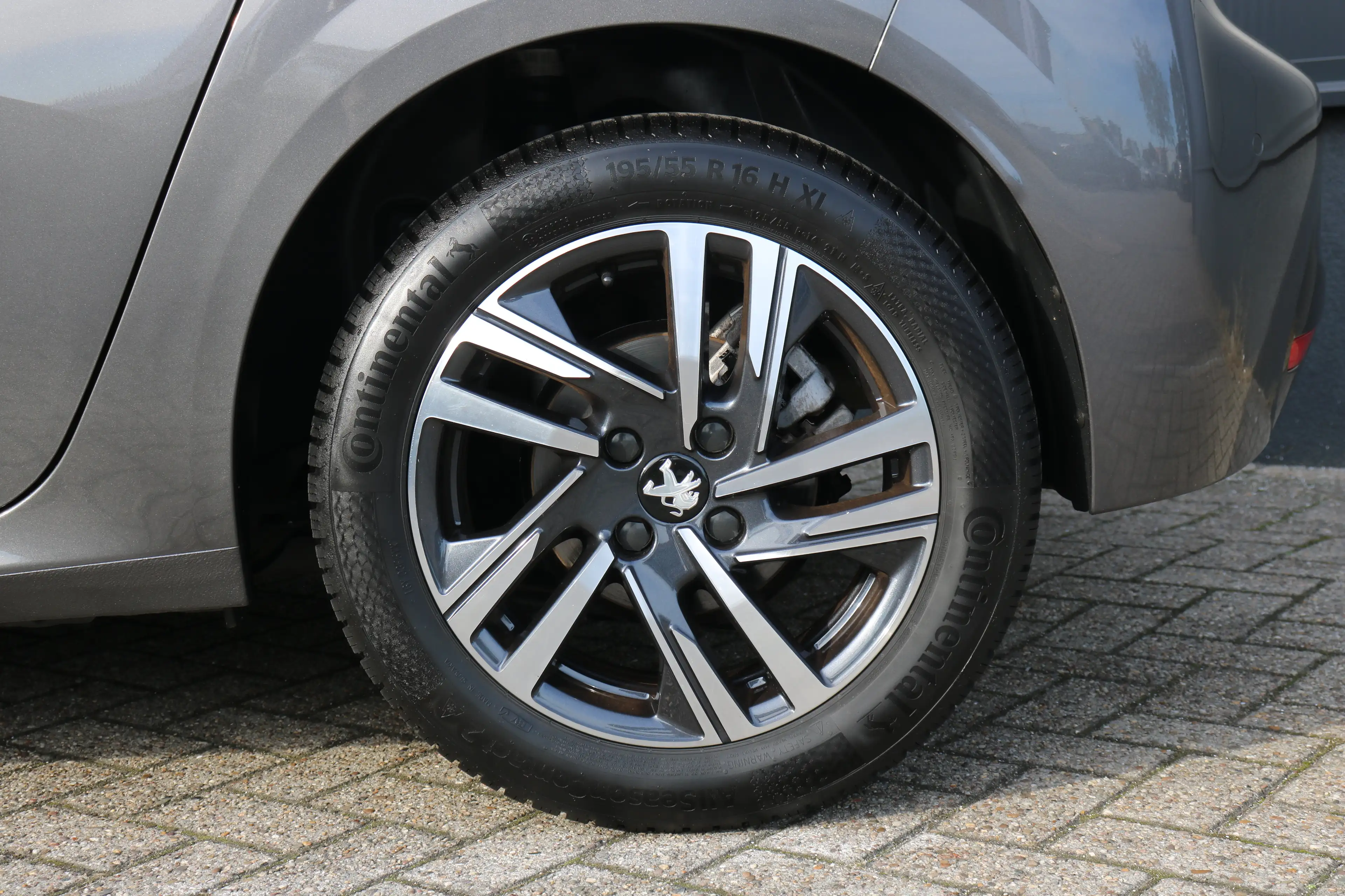 Peugeot 208 1.2 PureTech Allure Pack | Achteruitrijcamera | DA — photo 9