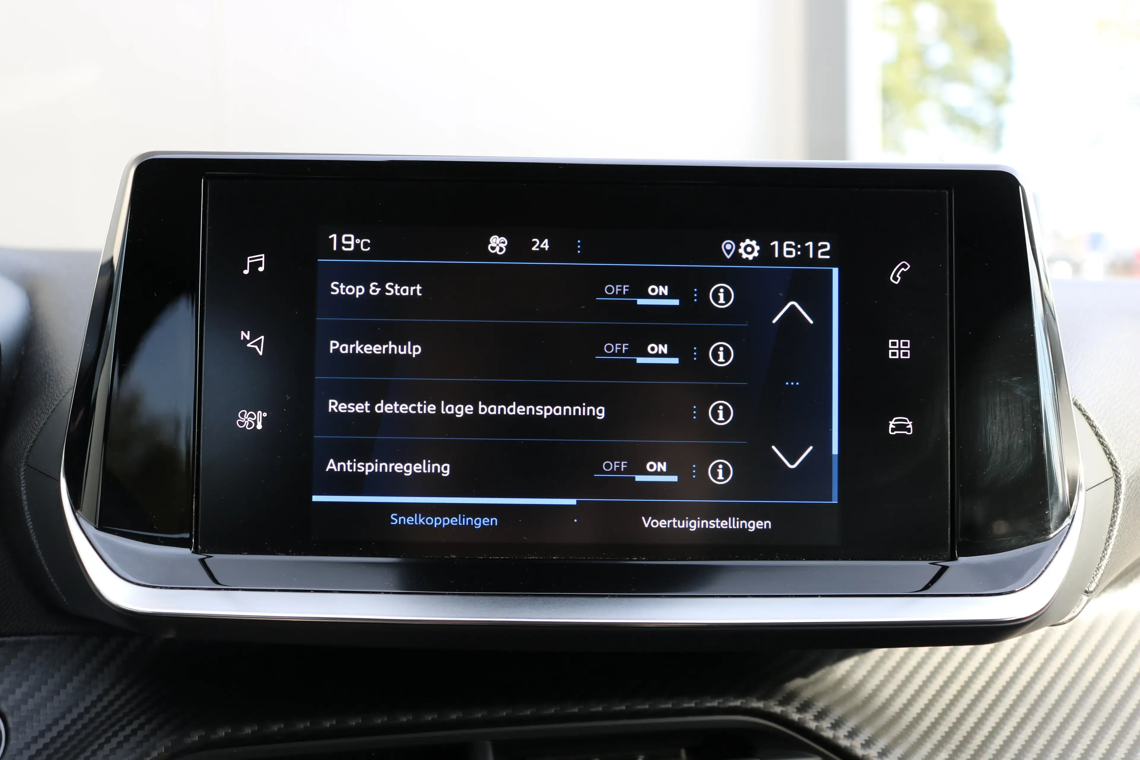 Peugeot 208 1.2 PureTech Allure Pack | Achteruitrijcamera | DA — photo 43