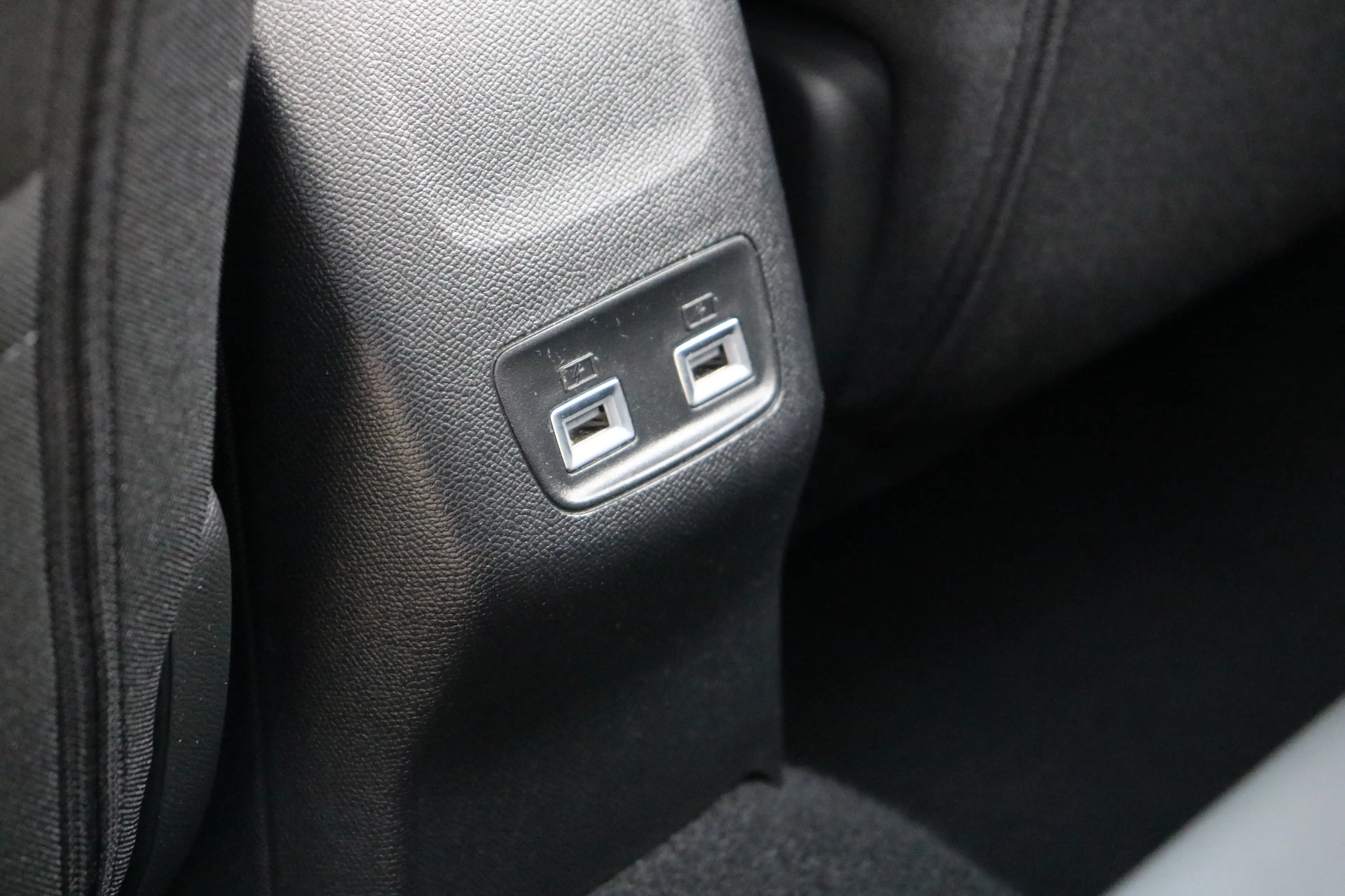 Peugeot 208 1.2 PureTech Allure Pack | Achteruitrijcamera | DA — photo 38