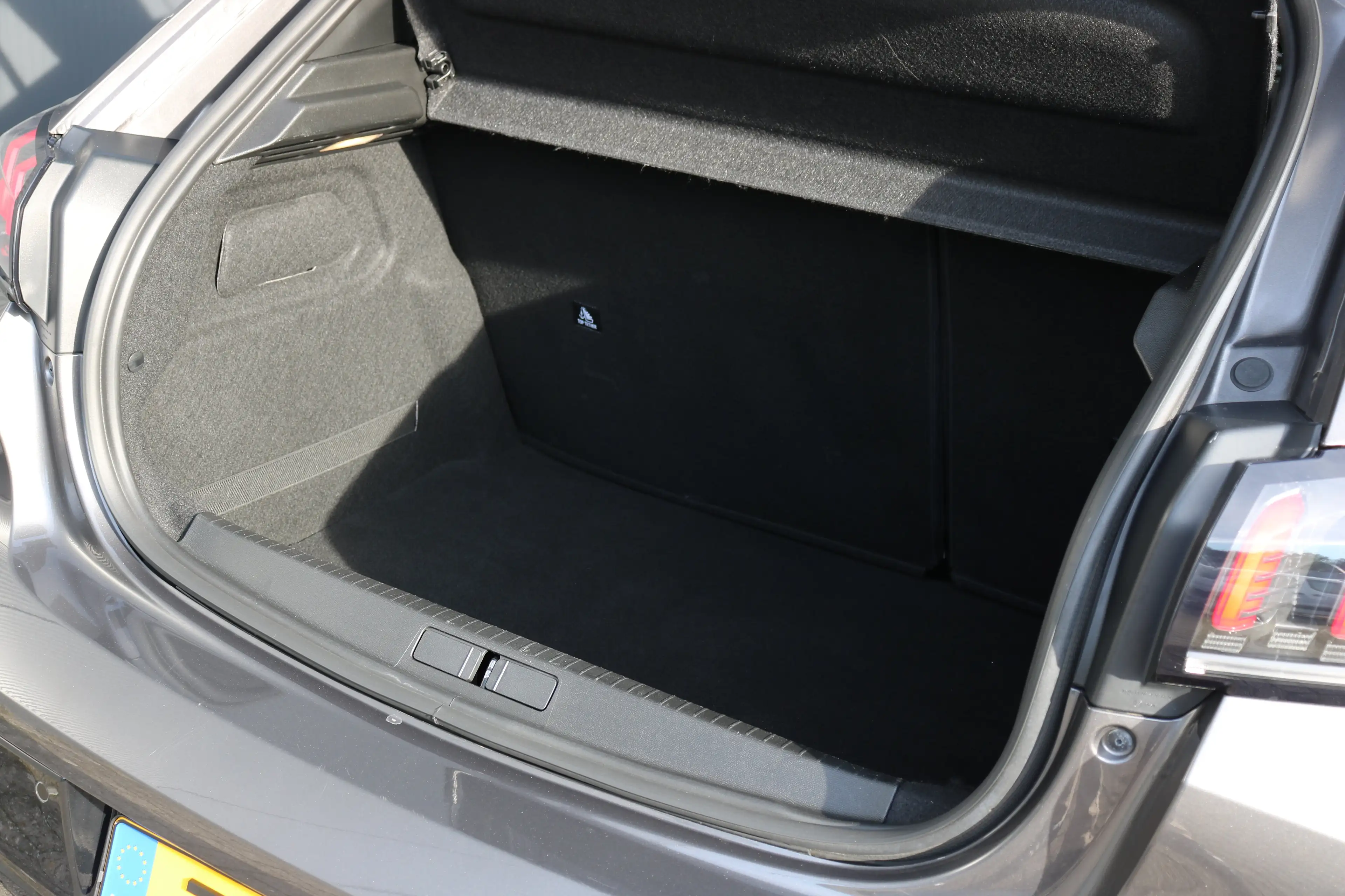 Peugeot 208 1.2 PureTech Allure Pack | Achteruitrijcamera | DA — photo 37
