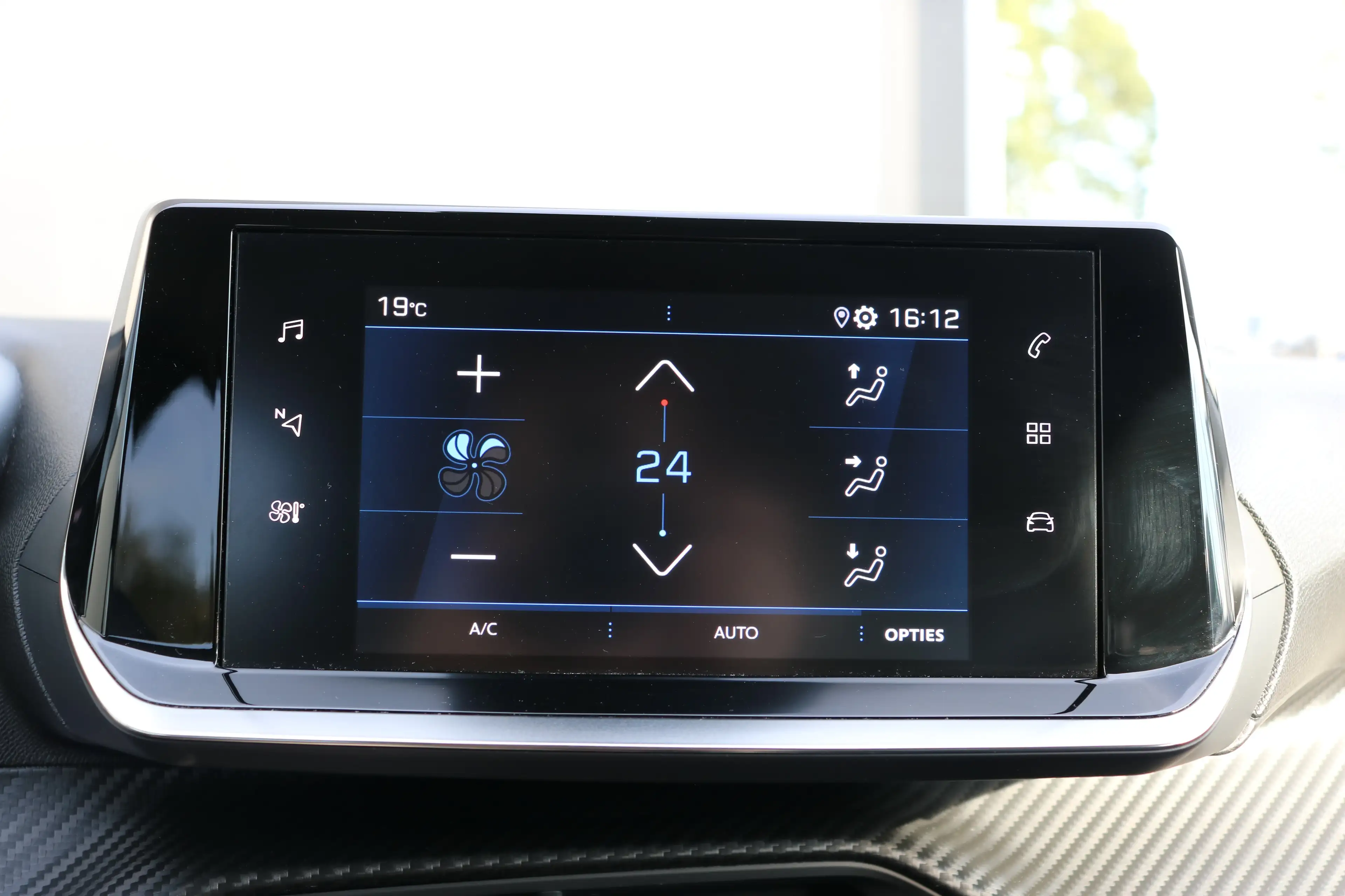 Peugeot 208 1.2 PureTech Allure Pack | Achteruitrijcamera | DA — photo 39