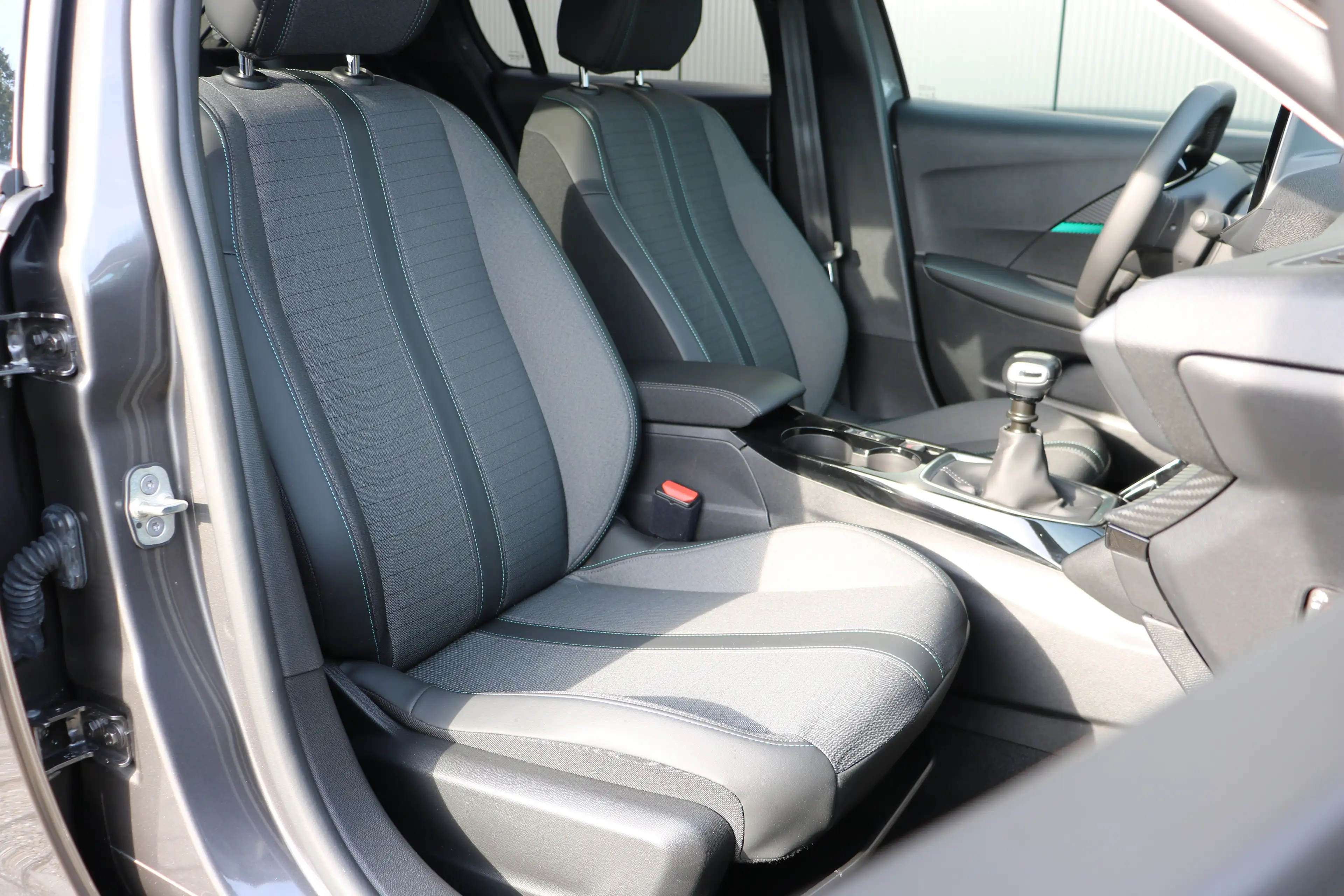 Peugeot 208 1.2 PureTech Allure Pack | Achteruitrijcamera | DA — photo 17