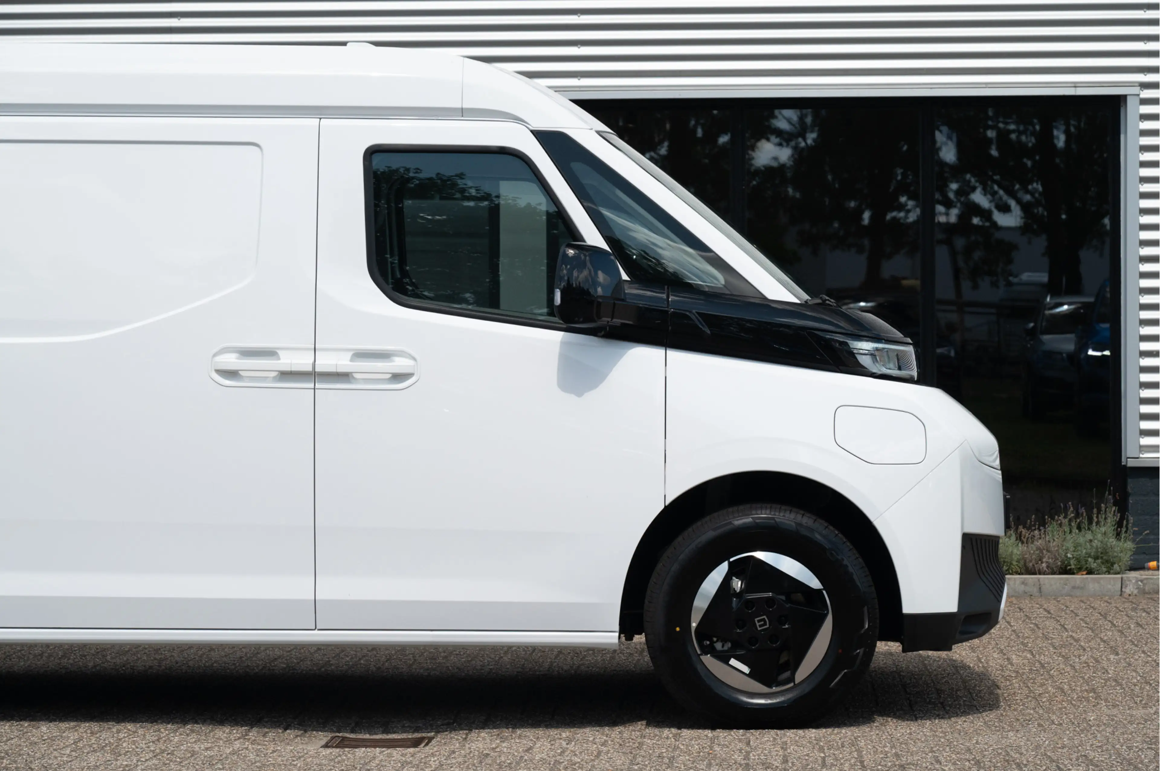 Farizon SV L2H2 83 kWh Look | Comfort & Work | LMV | Trekhaak — photo 10