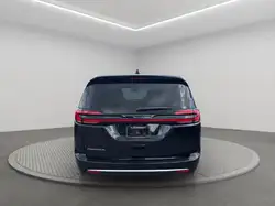 Chrysler Pacifica 2027