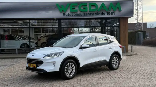 Ford Kuga 2.5 PHEV TITANIUM / Winter pack