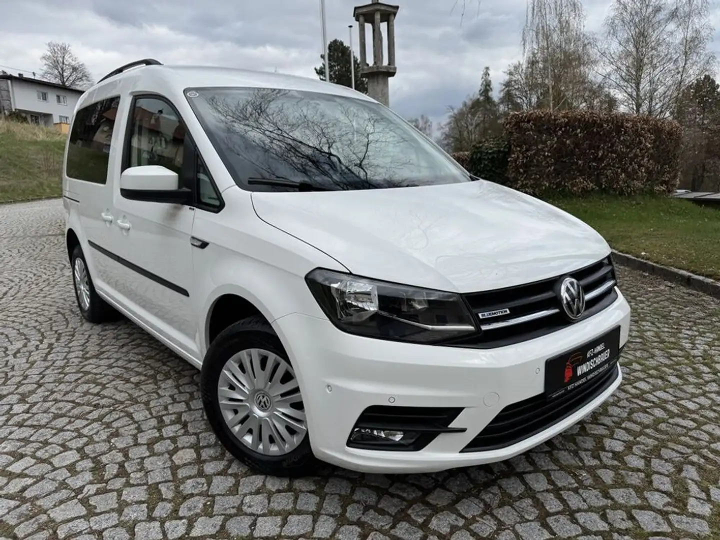 Volkswagen Caddy Trendline BMT KLIMA TEMPOMAT ACC Blanc - 1