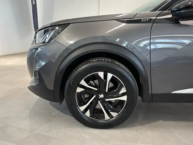Peugeot 2008 view 7