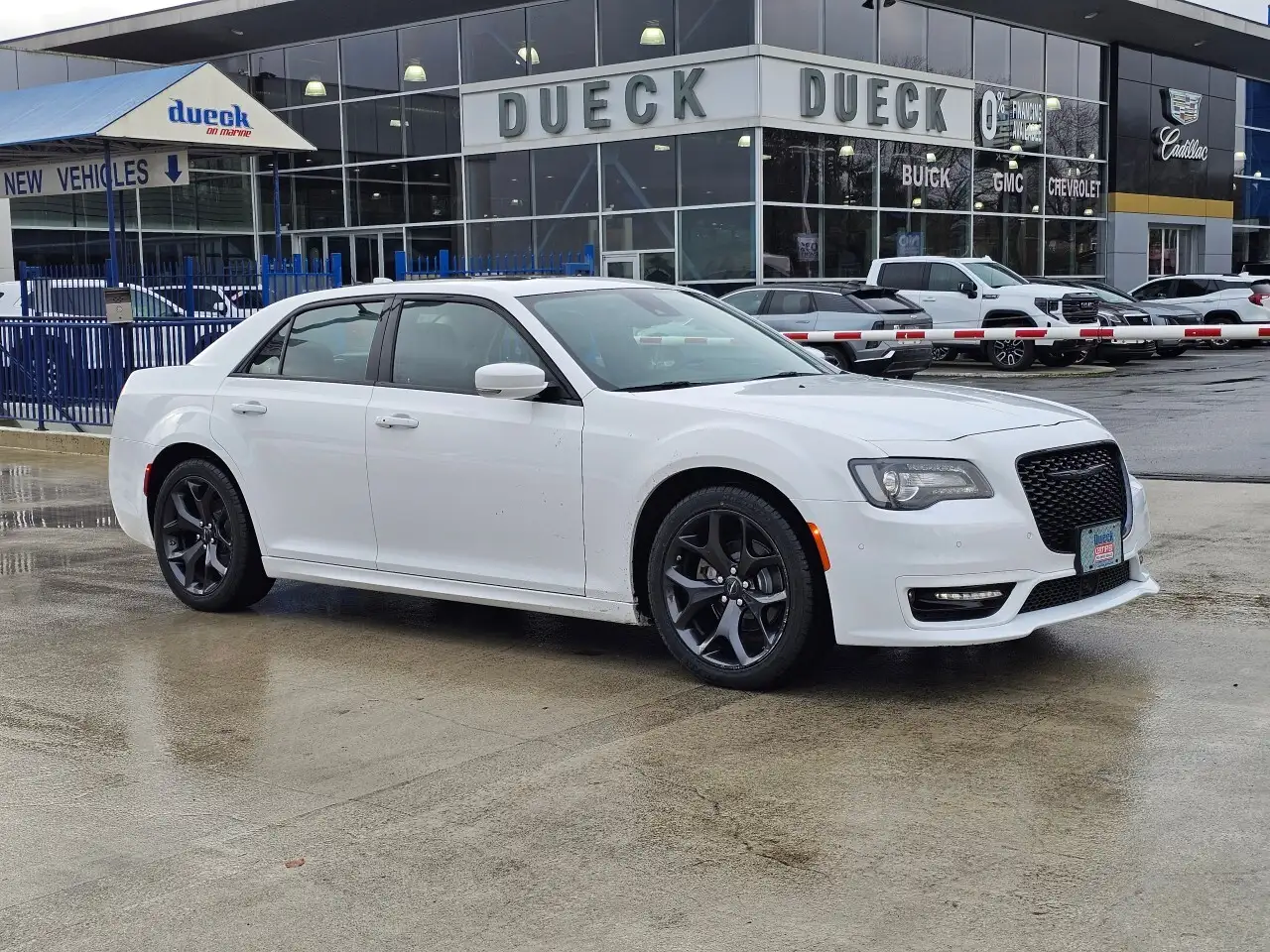 2023 Chrysler 300
