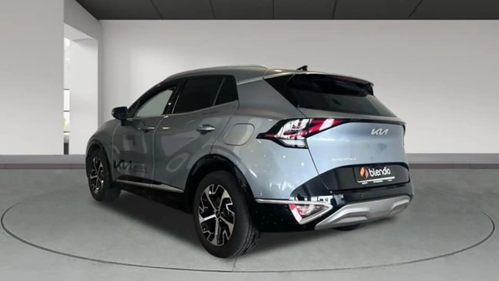 Kia Sportage 1.6 T-GDI MHEV 150CV TECH 5P Gris - 2