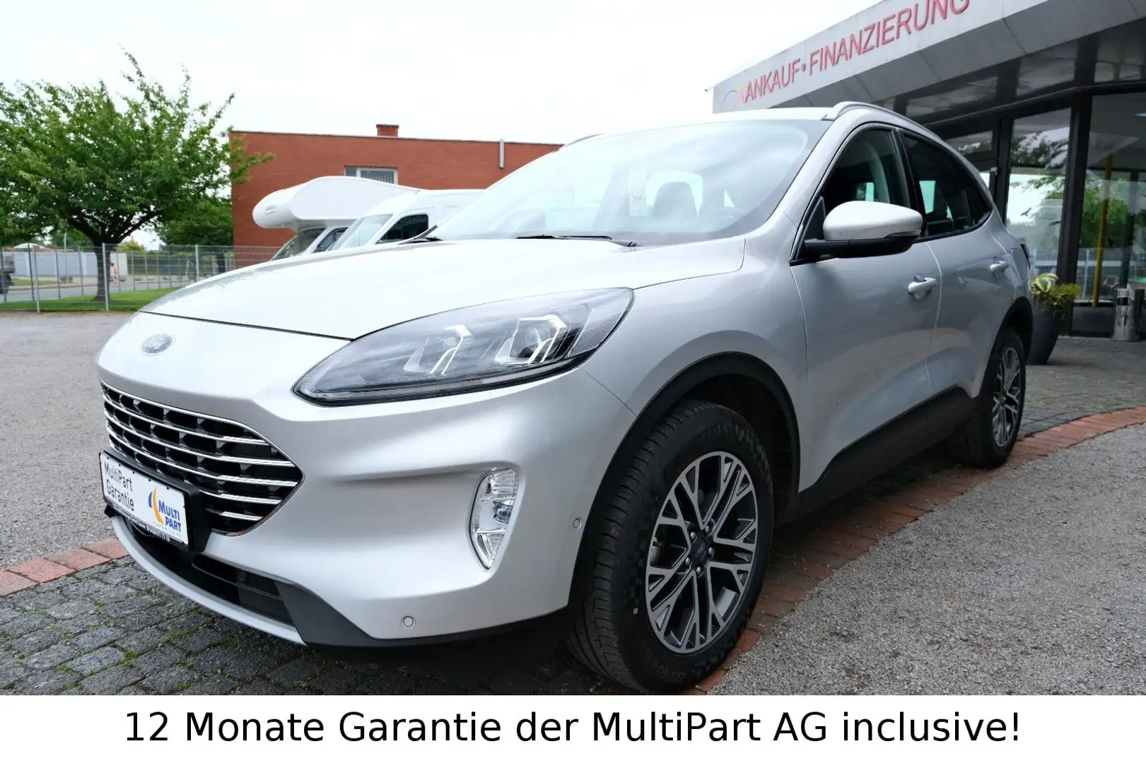 Ford Kuga 2.5 L Duratec D4 AWD Titanium LED NAVI AHK Silber - 1