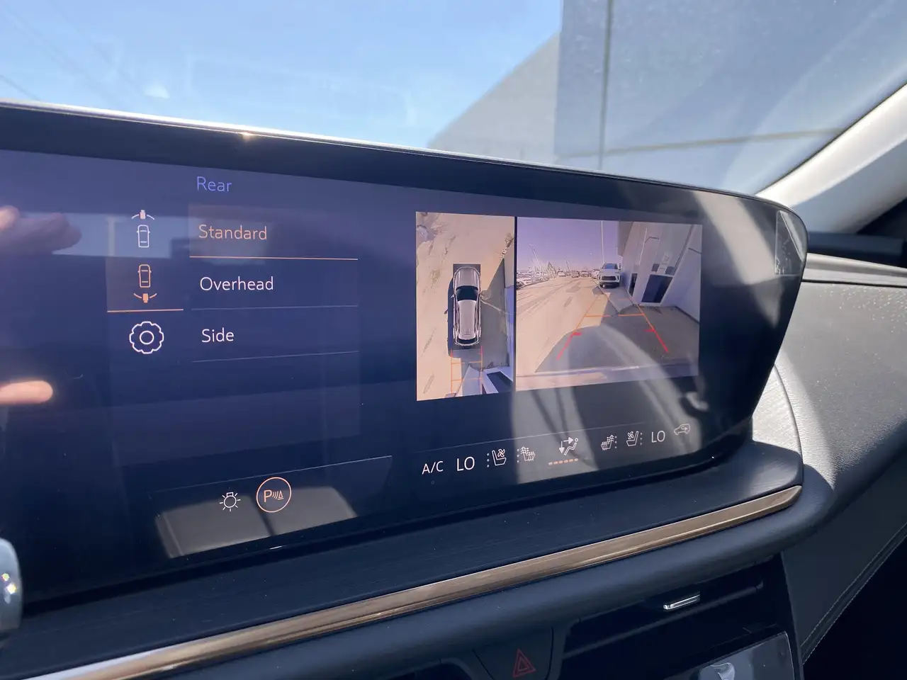 Buick Envision photo Buick Envision