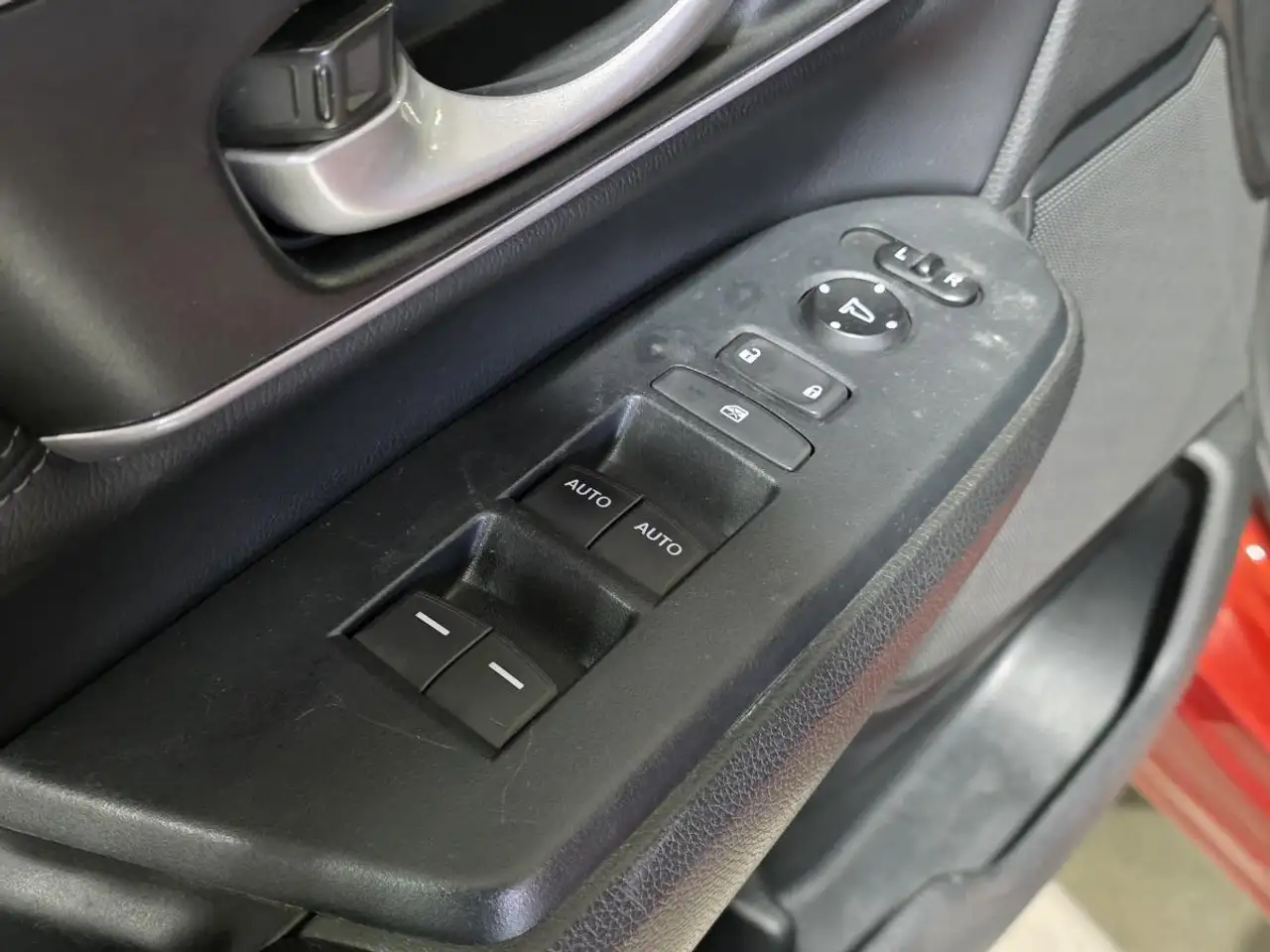 Honda CR-V photo Honda CR-V