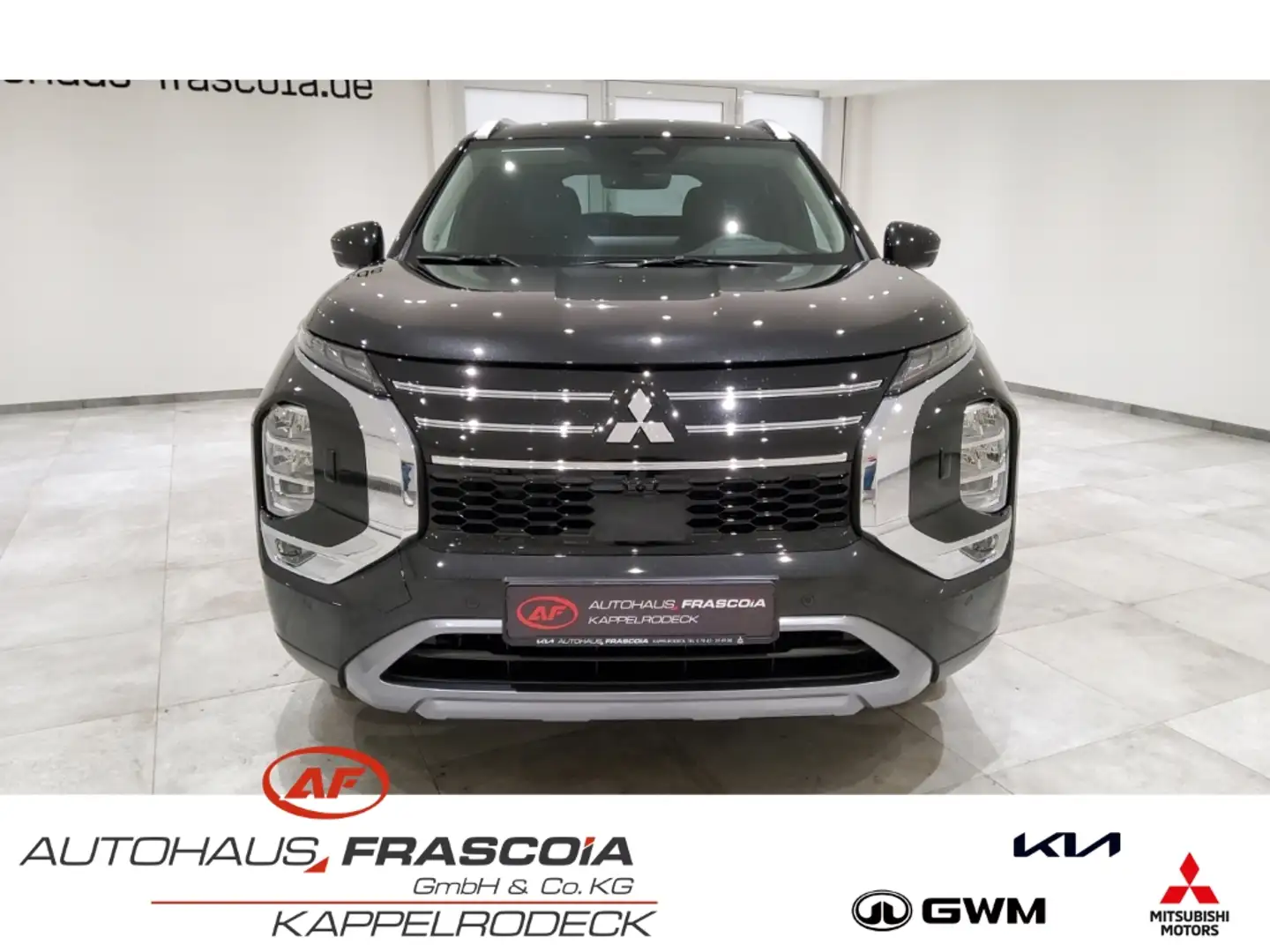 Mitsubishi Outlander 2.4L Intro Edition Navi ACC LED 360grad Kam StandH Noir - 2