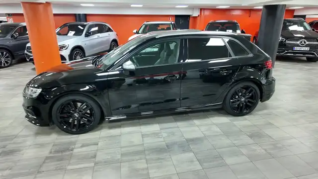 Audi S3 view 4