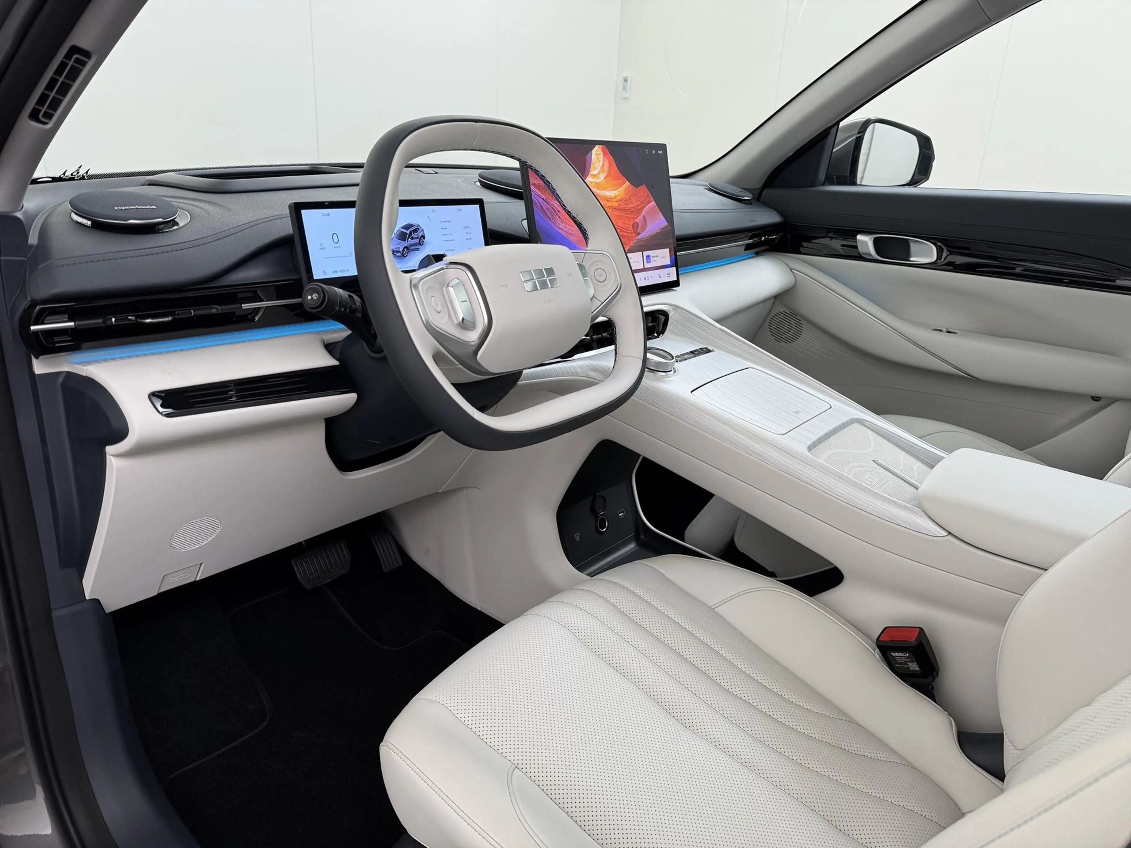 Geely E5 Max+ 68 kWh 360 Camera | Panorama | HUD | Stoelmas — photo 12