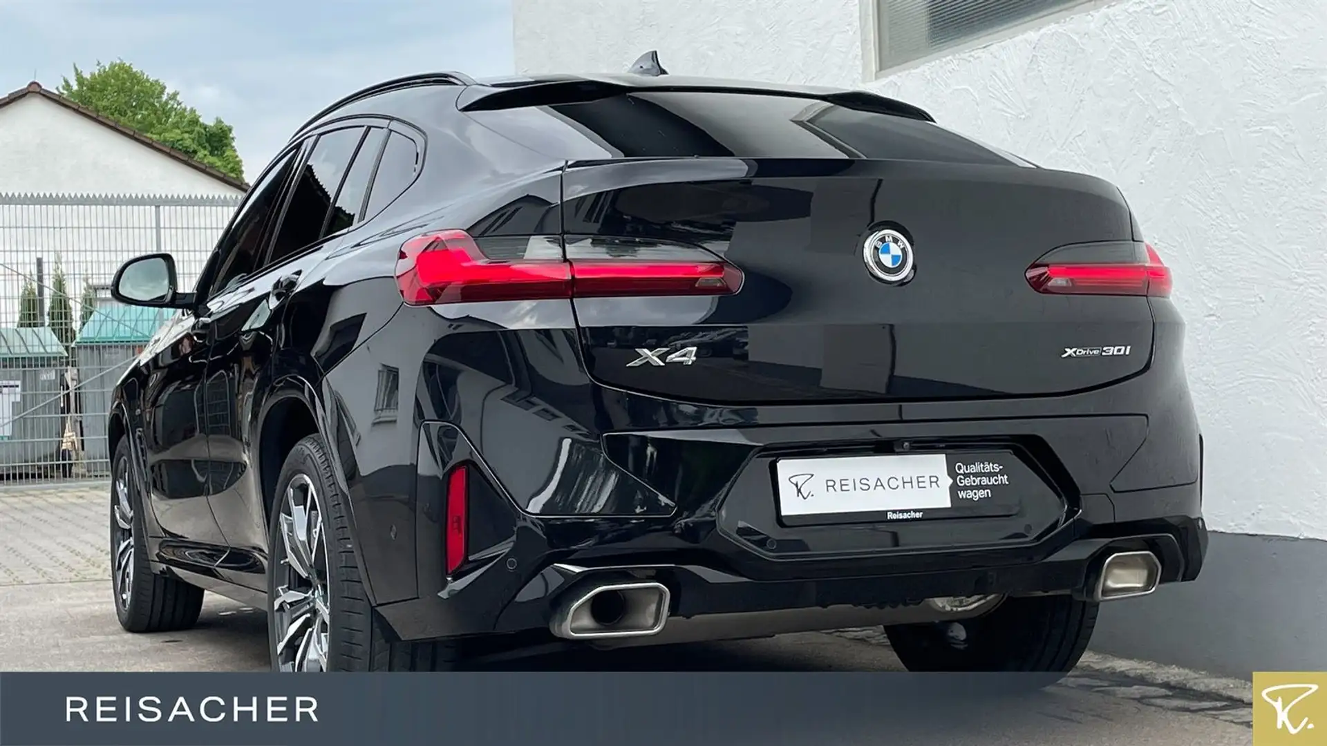BMW X4 xDrive 30i A M-Sport,StdHzg,Pano,AHK,el.Sitz+ Noir - 2