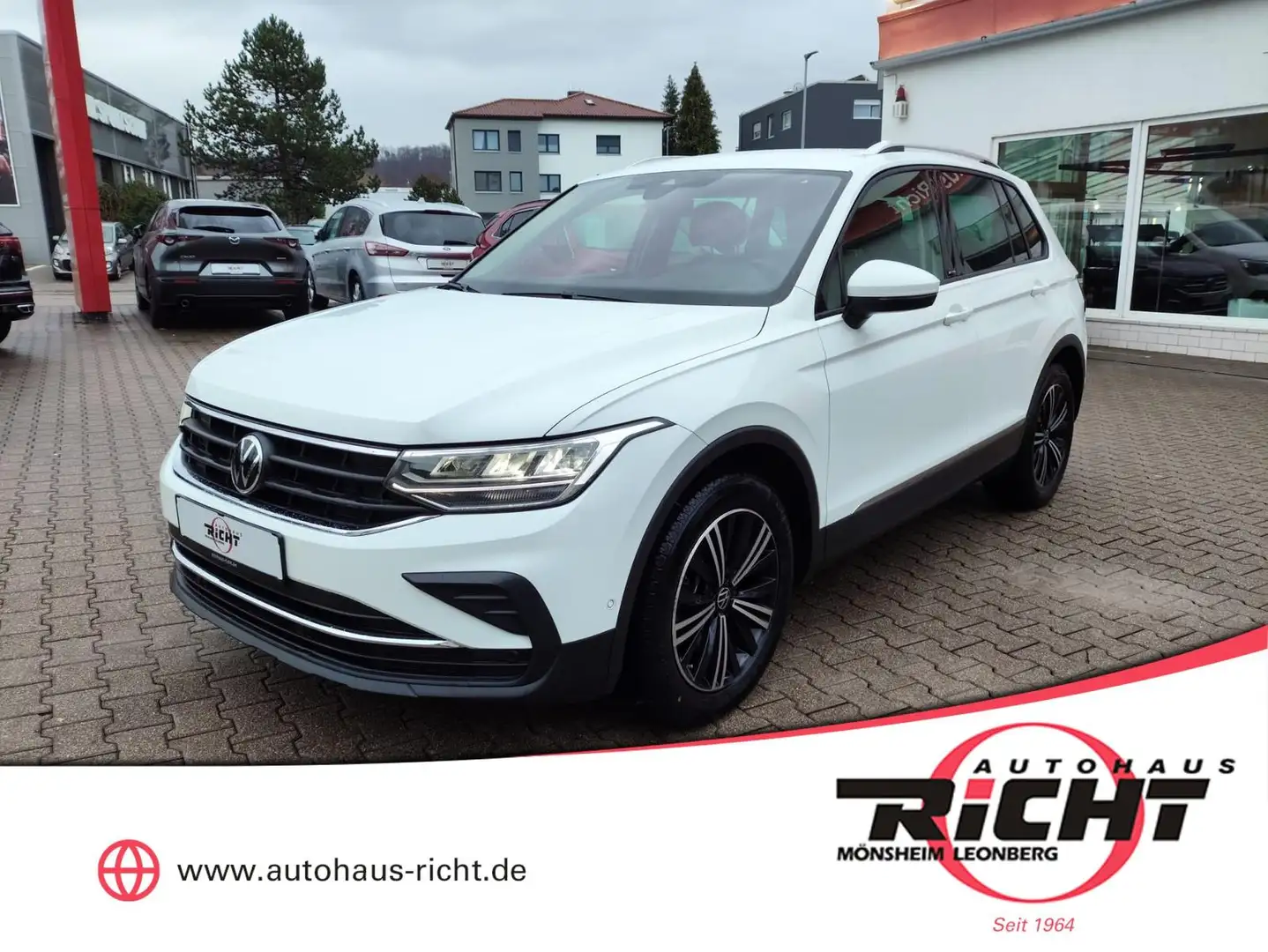 Volkswagen Tiguan 2.0 TDI Active AHK Kamera Navi LED LHZ Weiß - 1