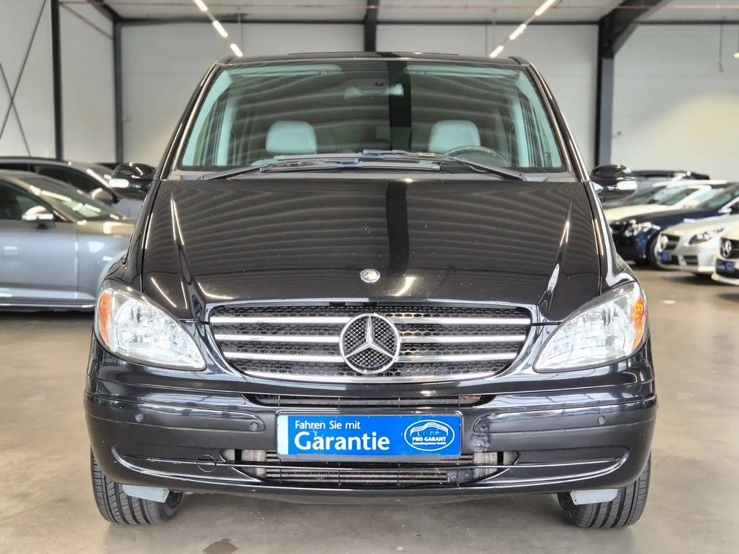 Mercedes-Benz Viano VIANO 2.2 CDI LANG KLIMA PDC AHK 7SITZER TÜV NEU Noir - 2