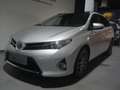 Toyota Auris 1.8i HSD - CVT / NAVI + CAMERA / PANORAMA Zilver - thumbnail 2