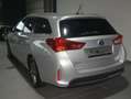 Toyota Auris 1.8i HSD - CVT / NAVI + CAMERA / PANORAMA Silver - thumbnail 3