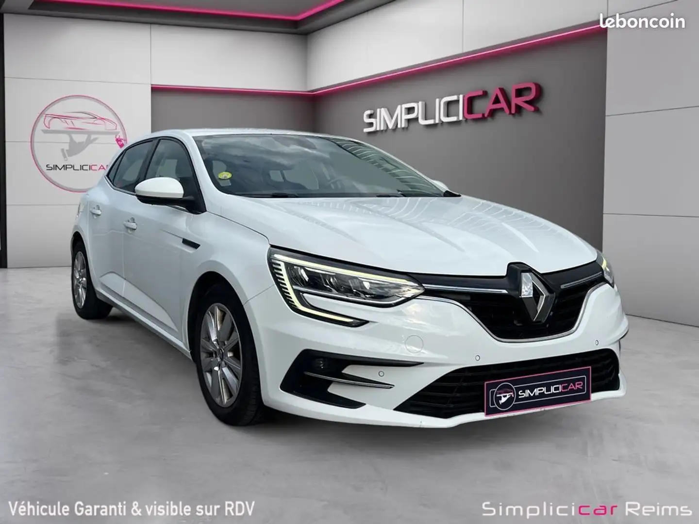 Renault Megane IV BERLINE blue dci 115 business garantie 12 mois Blanc - 1