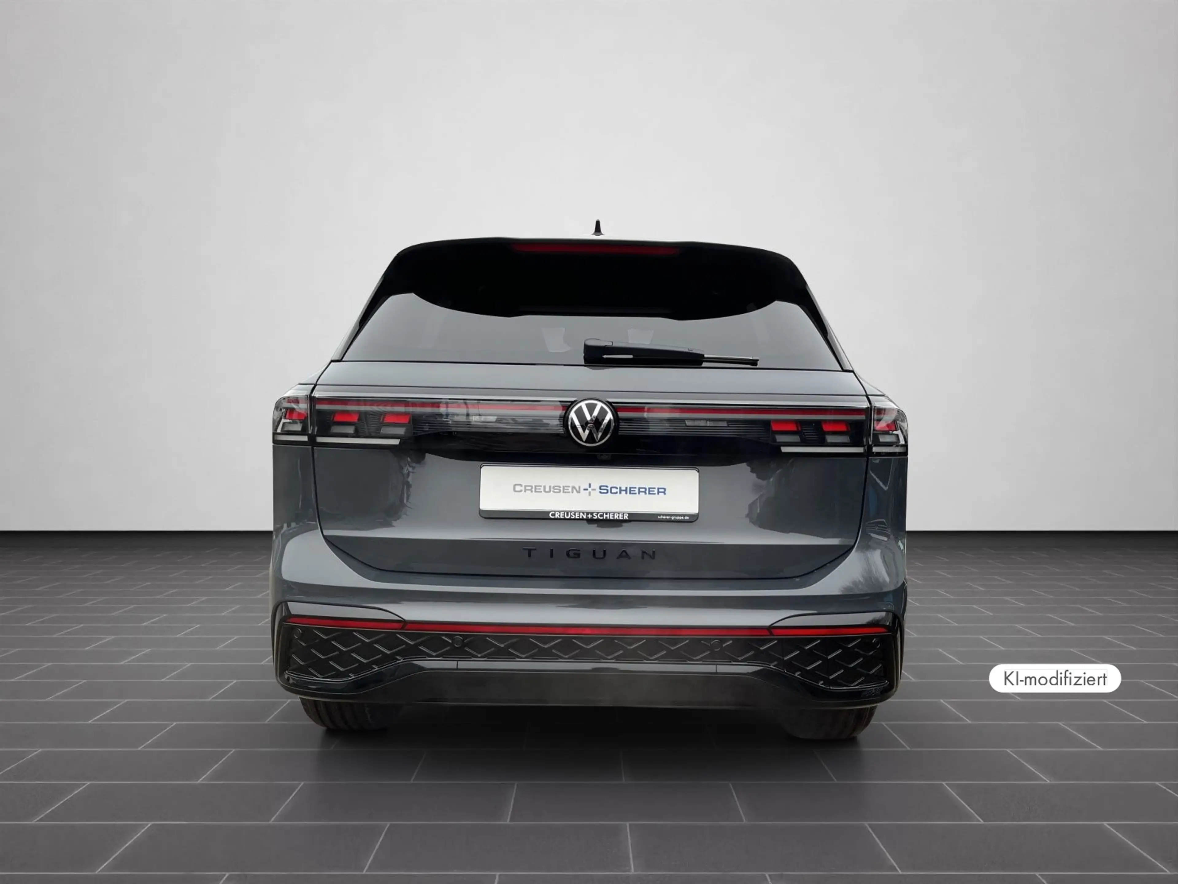 Volkswagen Tiguan R-Line 2,0 l TDI SCR 4MOTION 142 kW (193 — photo 6