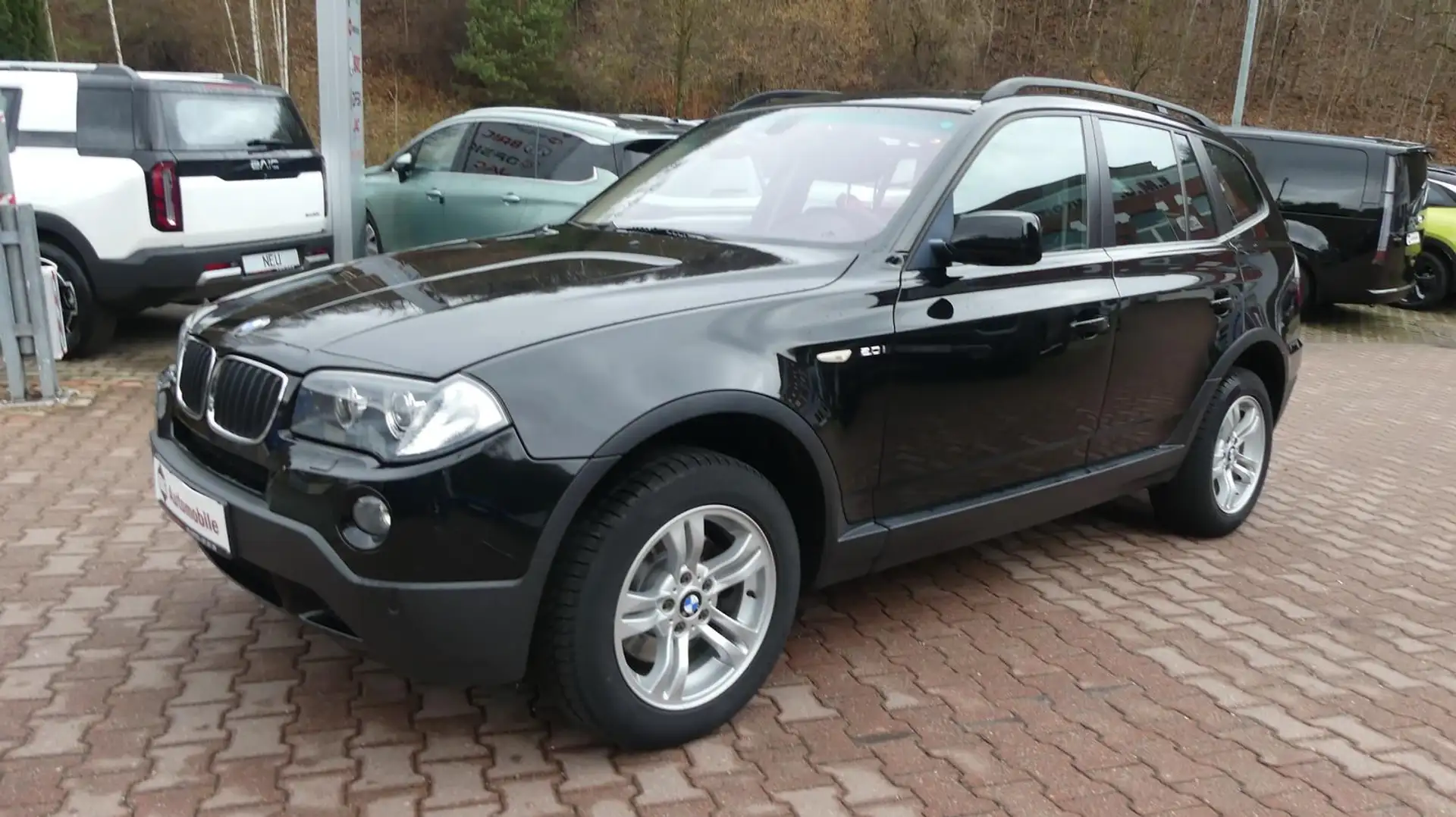BMW X3 *2.0i*xDrive*Klima*Sitzhzg*PDC*Leder*Xenon Schwarz - 1