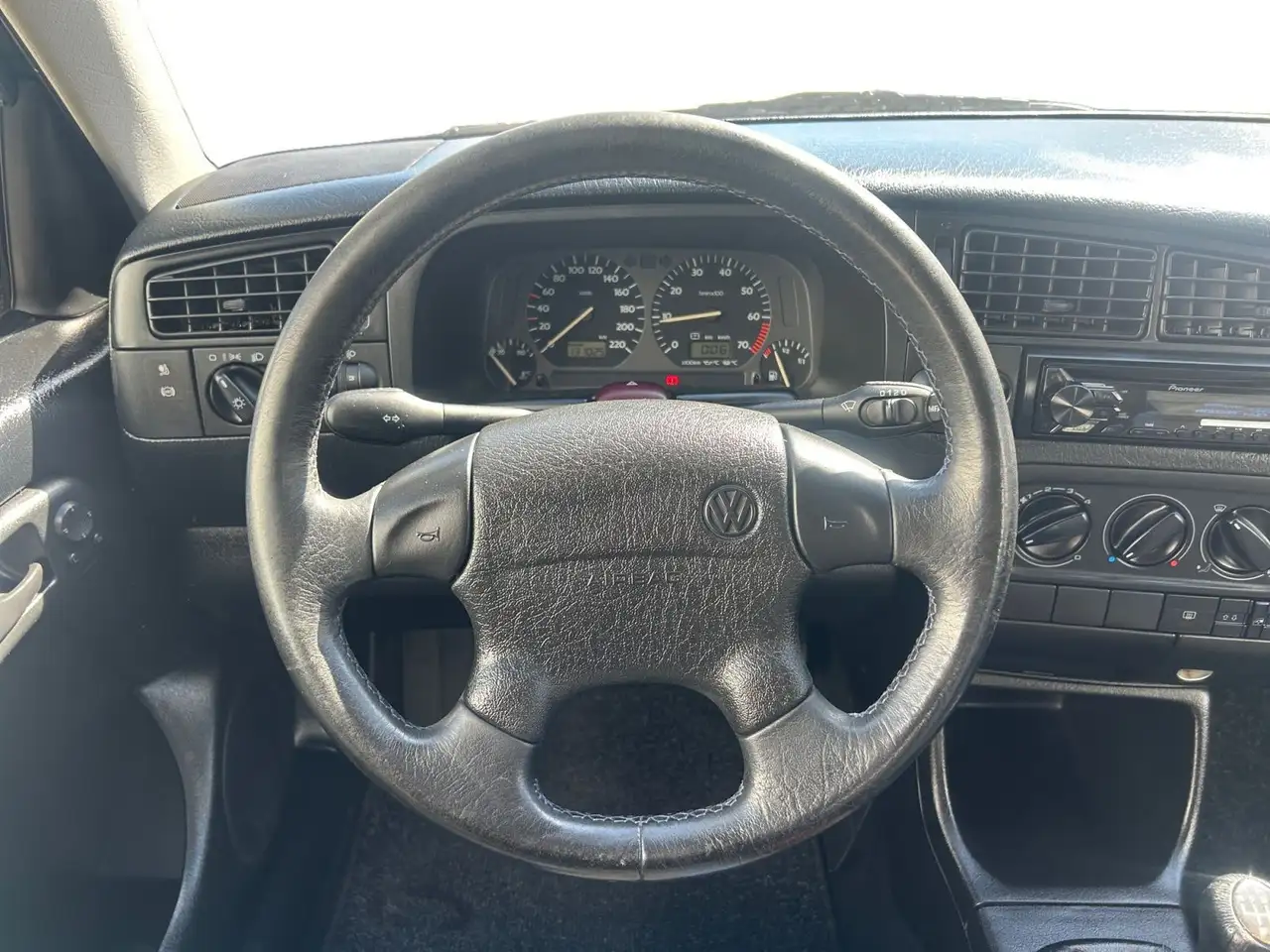 Volkswagen Golf 2.0 GTI TÜV 04/2027 H-Kennz. TOP GEPFLEGT, foto 8