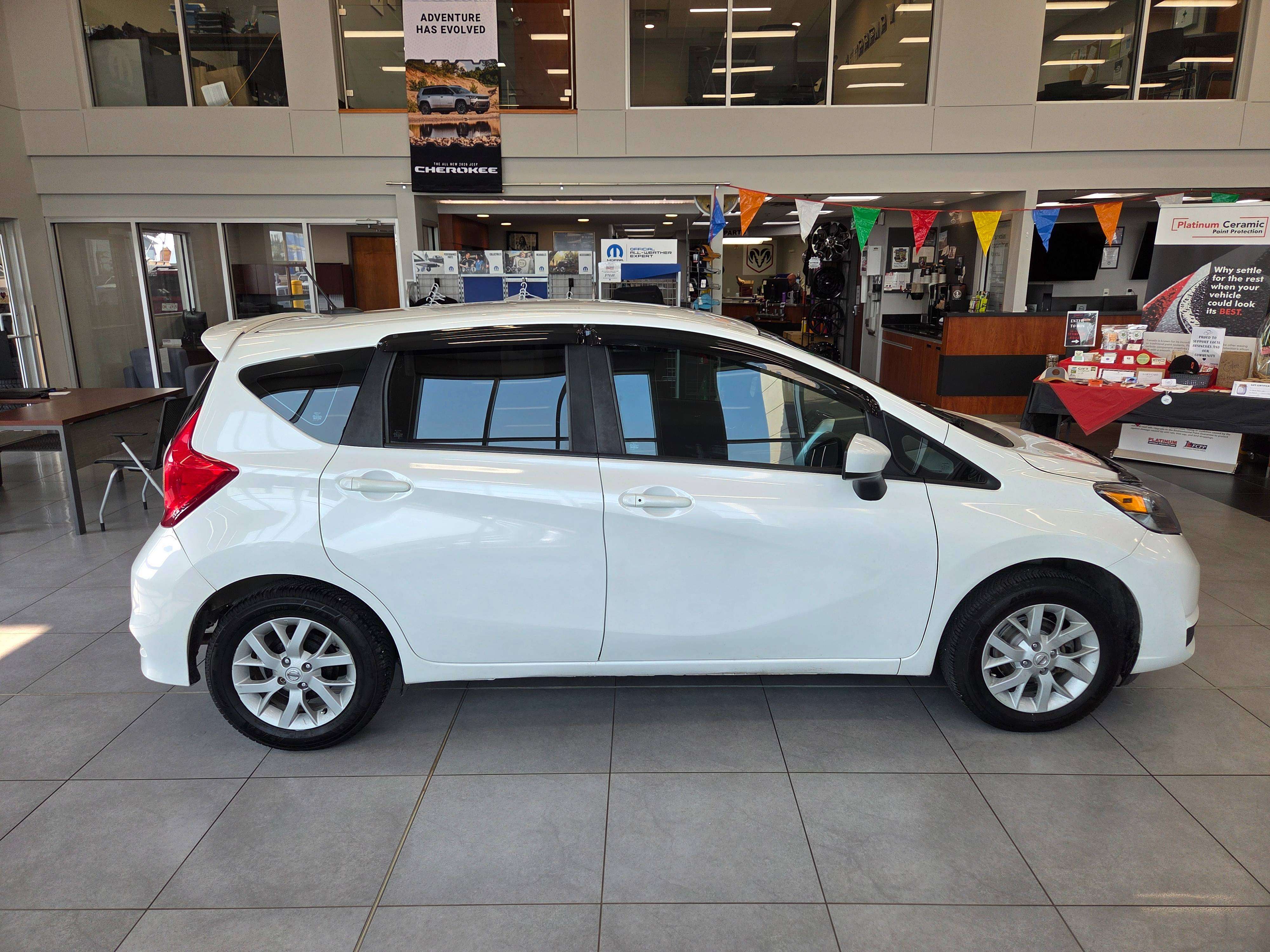 2019 Nissan Versa SV — снимка 1