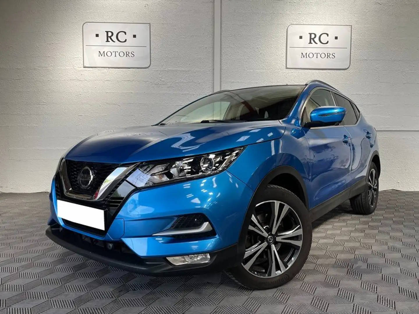 Nissan Qashqai Qashqai 1.3 DIG-T 140 N-Connecta Bleu - 1