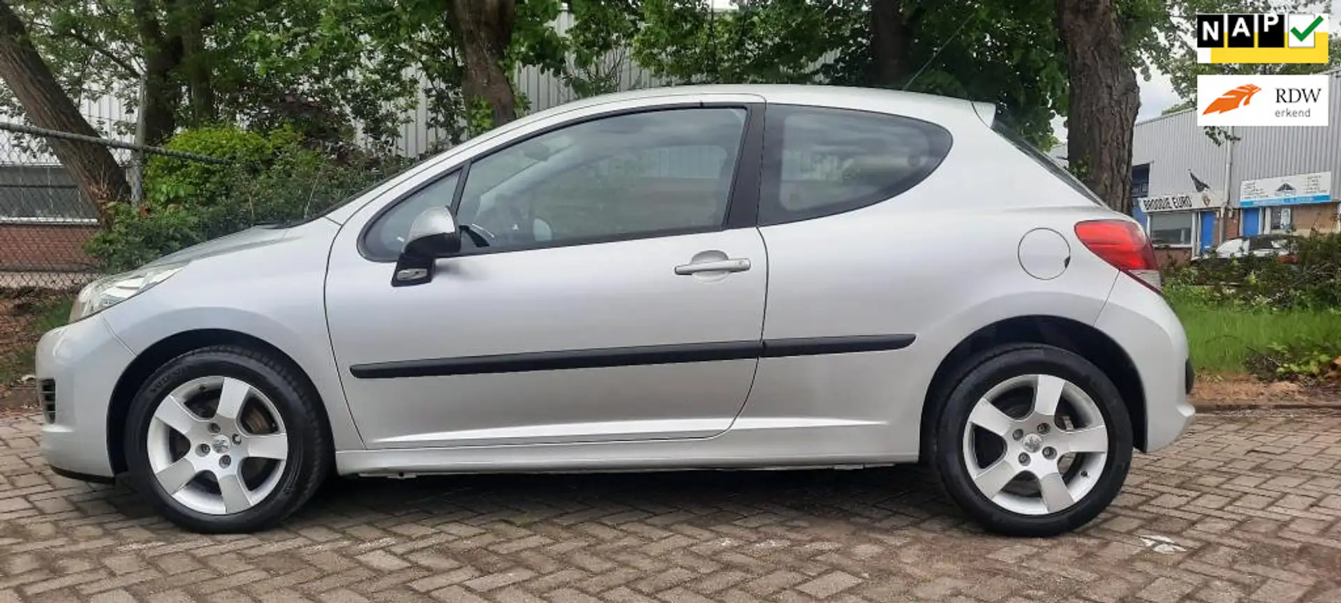 Peugeot 207 1.4 VTi X-Line UNIEK LAGE KMSTAND 39362 NAP !!!! Grijs - 1
