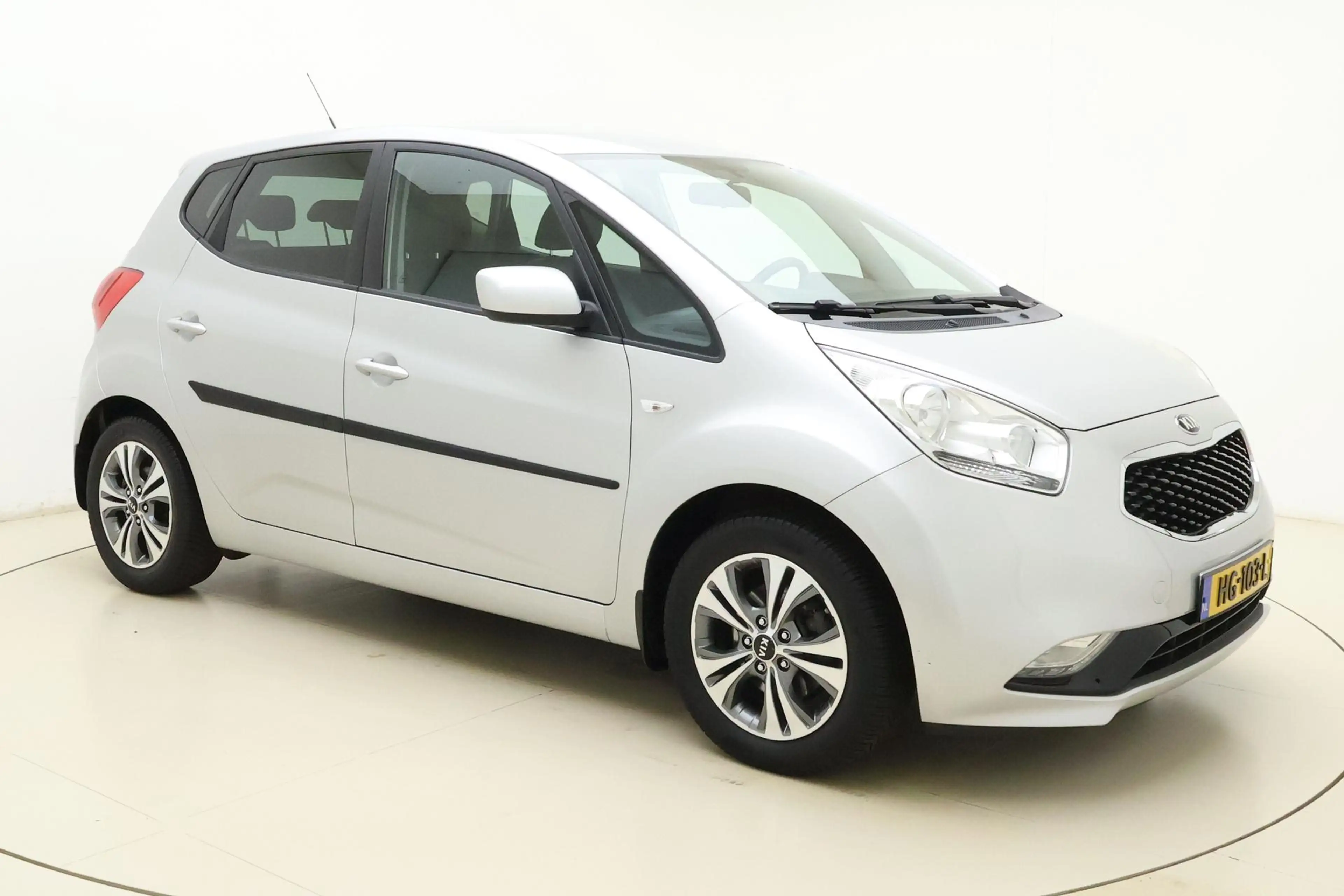 Kia Venga 1.4 CVVT DynamicPLusLine | Trekhaak | Navigatie | — photo 8