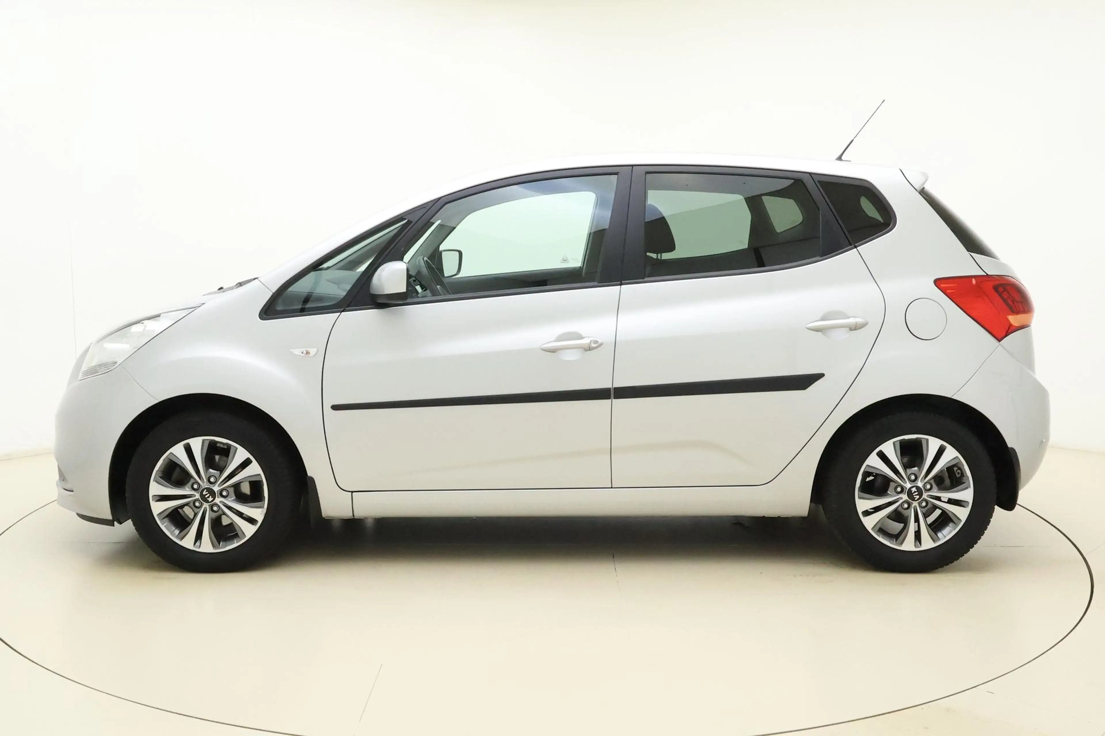 Kia Venga 1.4 CVVT DynamicPLusLine | Trekhaak | Navigatie | — photo 5