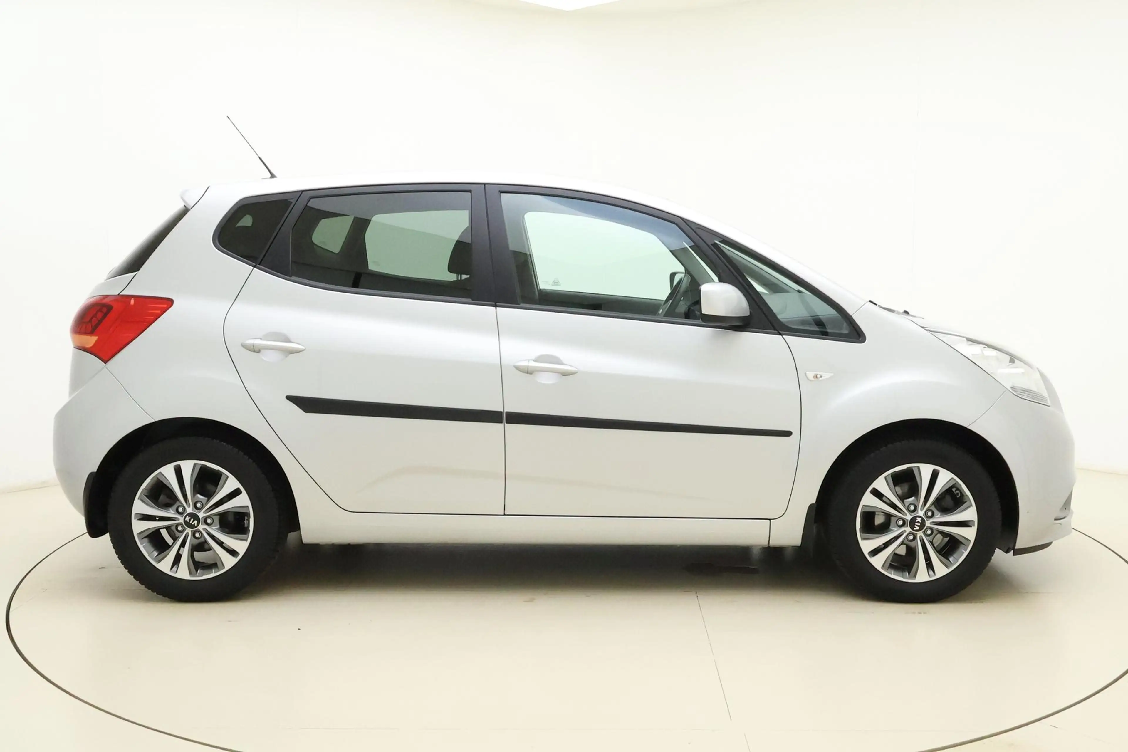Kia Venga 1.4 CVVT DynamicPLusLine | Trekhaak | Navigatie | — photo 9