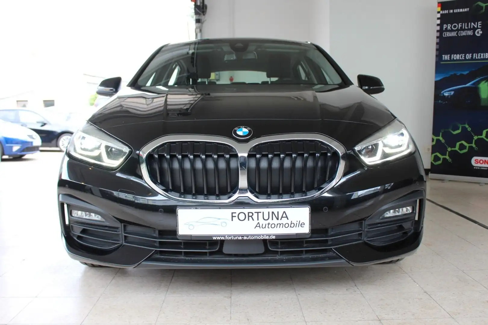 BMW 118 i Advantage Live Cockpit Prof. LED Comfort Schwarz - 2