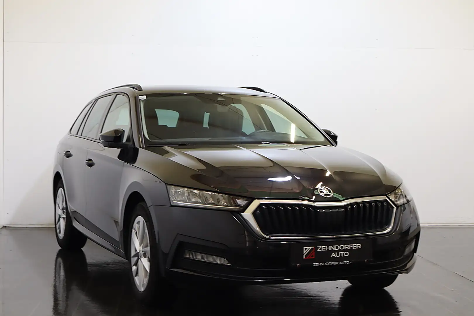 Skoda Octavia 2,0 TDI |LED|RFK|NAVI|SHZ|Lenkrad beheizt Schwarz - 1