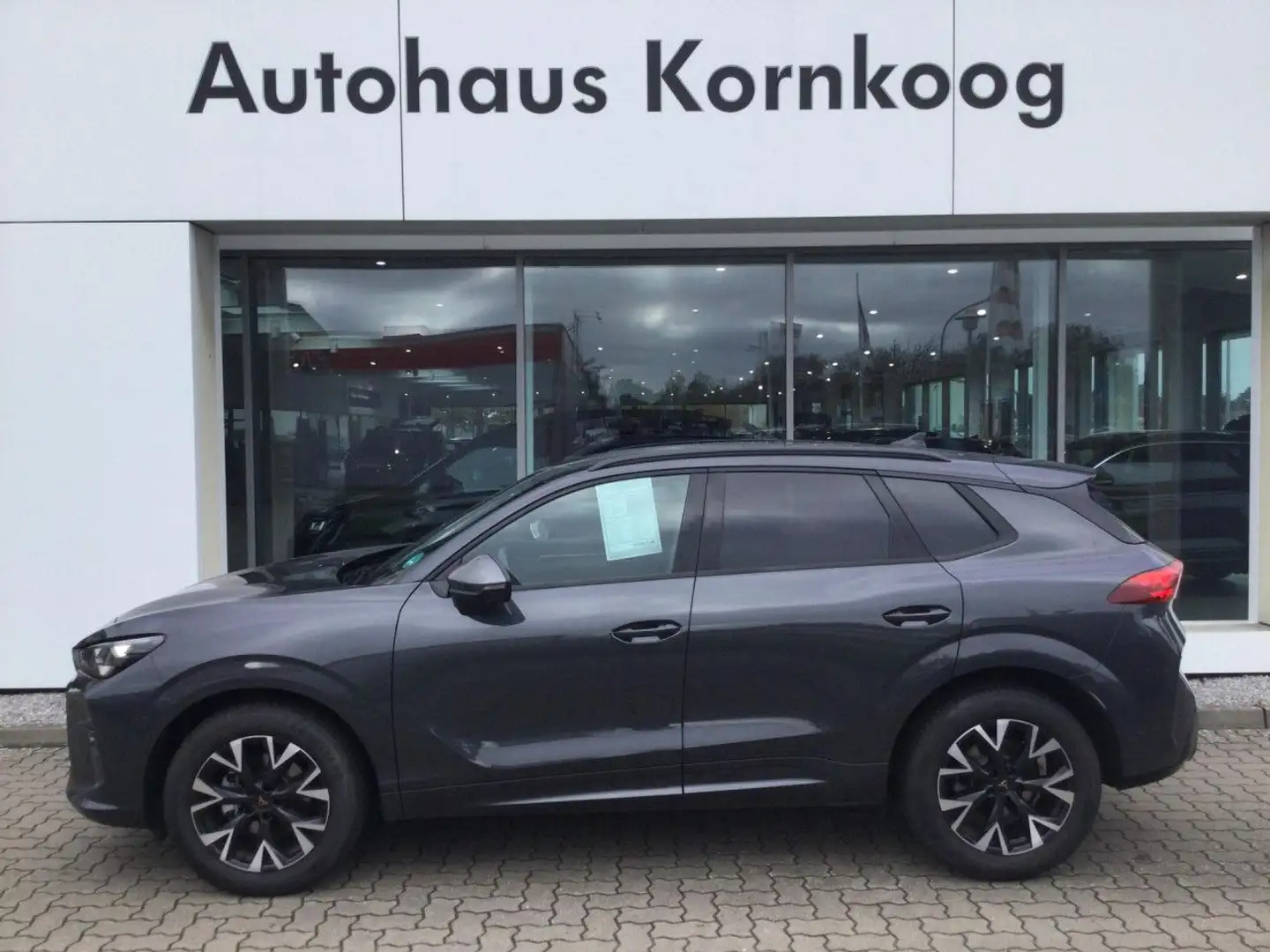 CUPRA Terramar 1.5 eTSI DSG LED NAVI APP ACC HUD Klima Grau - 1