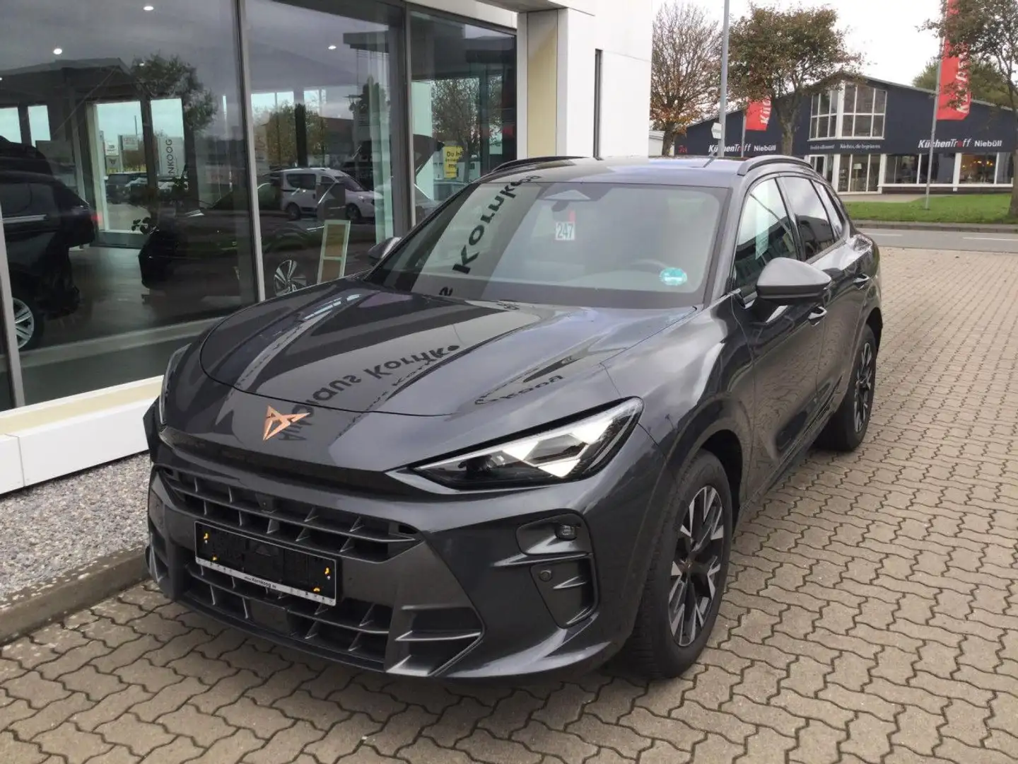 CUPRA Terramar 1.5 eTSI DSG LED NAVI APP ACC HUD Klima Grijs - 2