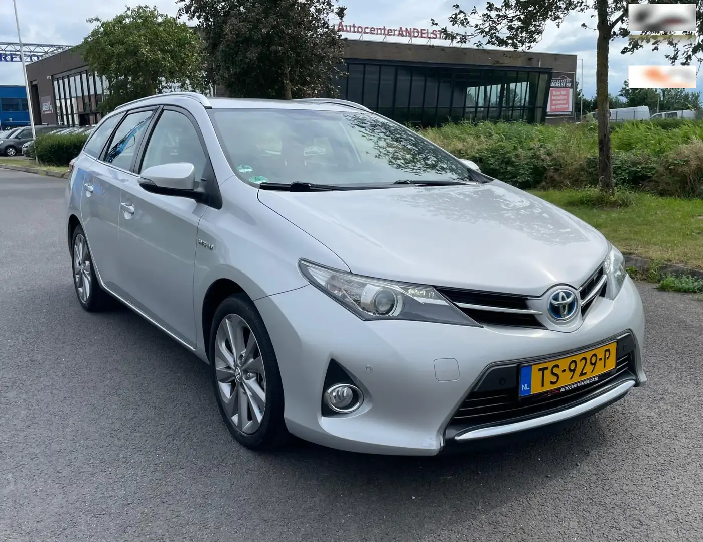 Toyota Auris Touring Sports 1.8 Hybrid Lease, Aut, Cruise, Cam, Grijs - 1