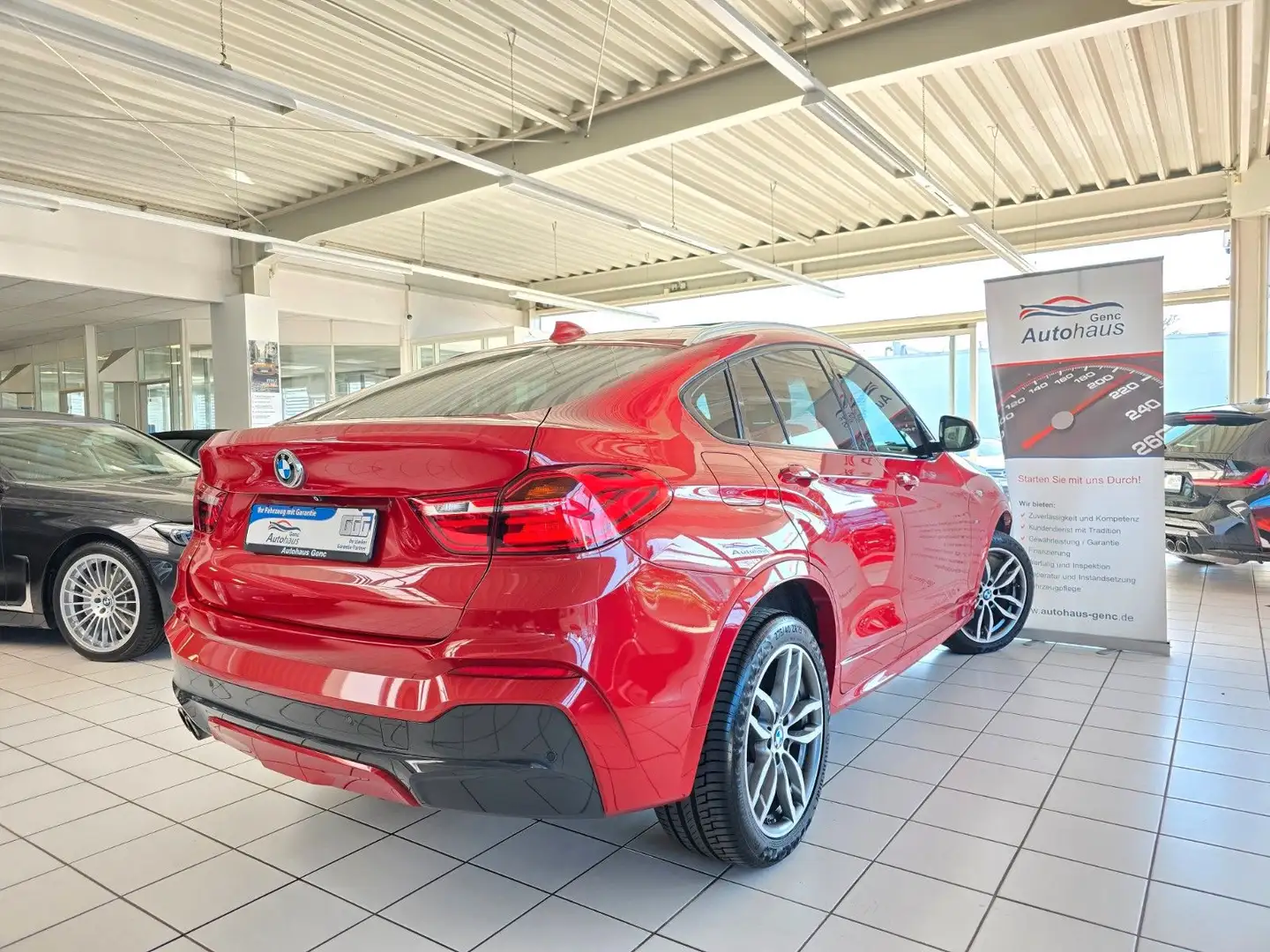 BMW X4 xDrive30d M Sport Schiebedach Kamera AHK Rot - 2