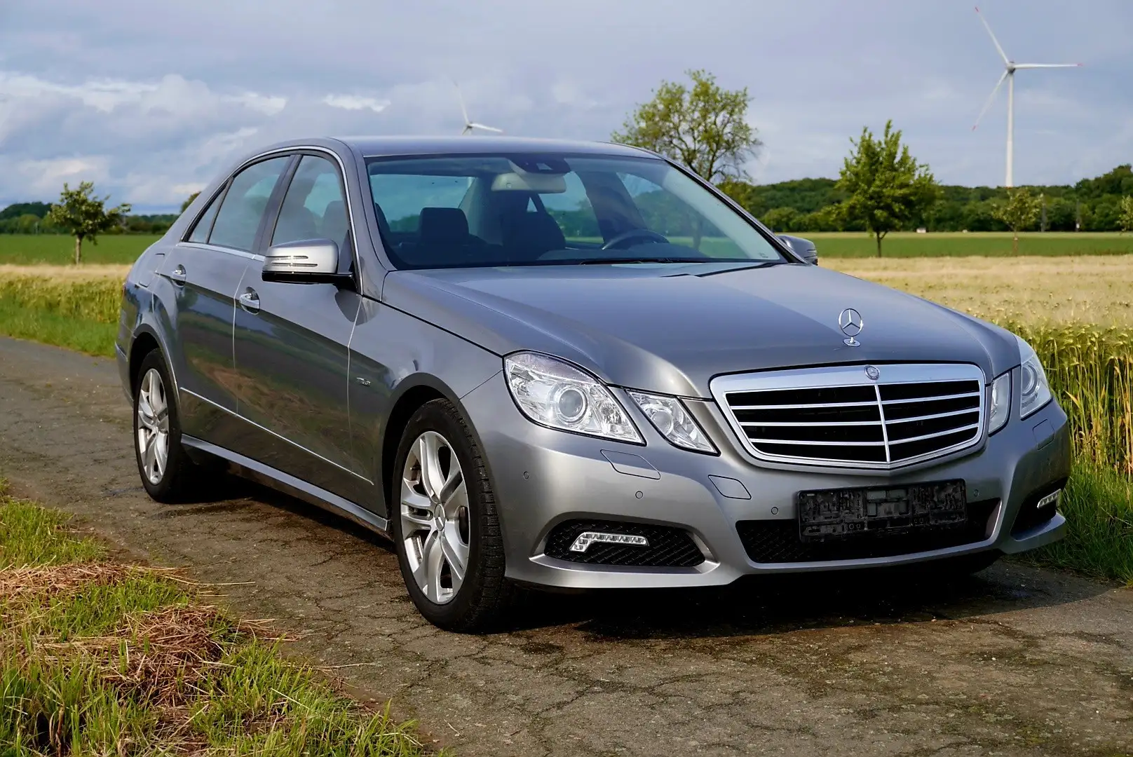 Mercedes-Benz E 350 CGI BlueEFFICIENCY 7G-TRONIC Avantgarde - 1