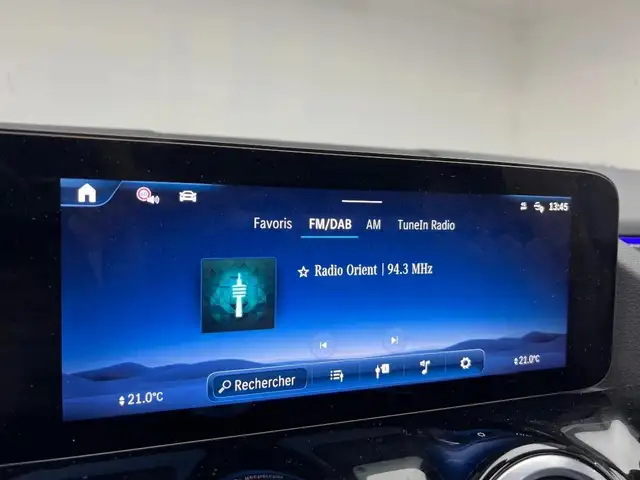 Mercedes-Benz Gla Class view 14