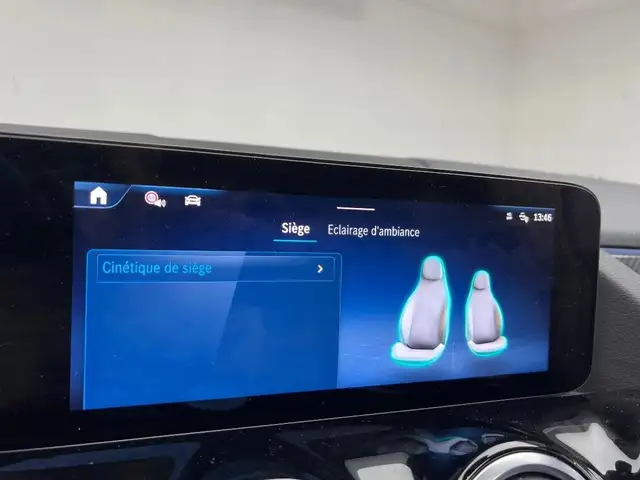 Mercedes-Benz Gla Class view 12